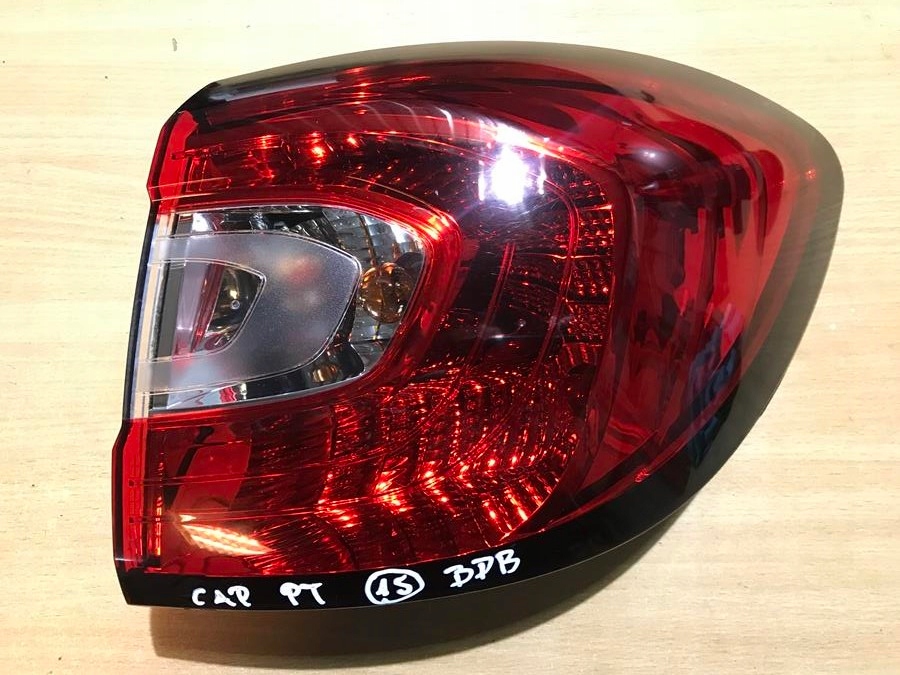 фонарь правый renault CAPTUR