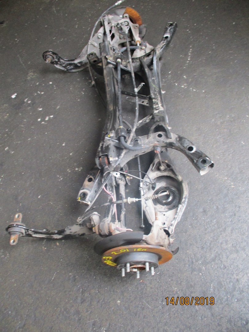 Zawieszenie tylne Mazda 3 III 2,0i Typ samochodu Samochody osobowe