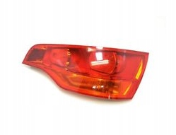 Audi Q7 4l 2005- lampa tył tylna górna PRAWA