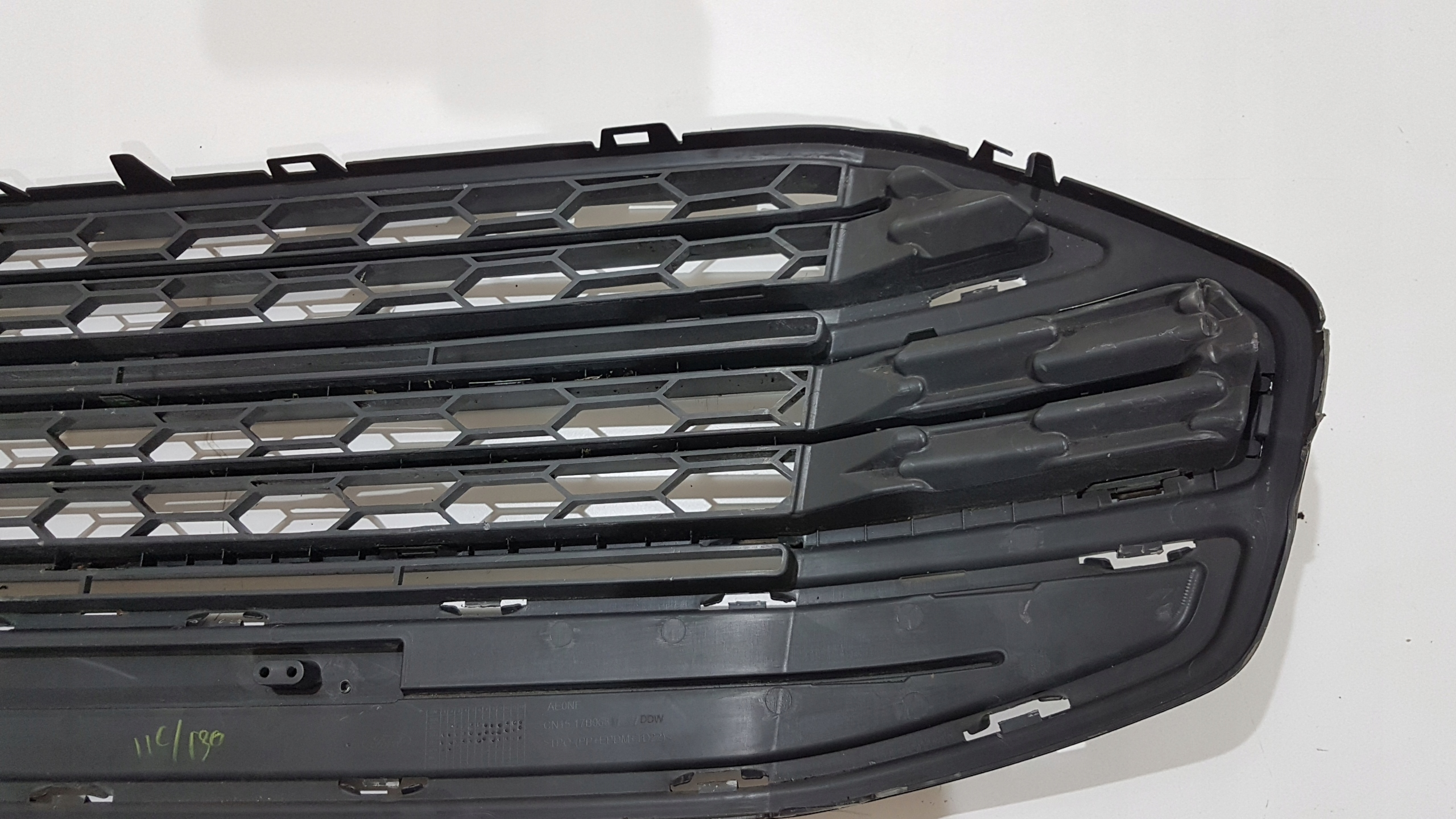 ATRAPA GRILL FORD ECOSPORT 2 II CN15-17B968 Kolor czarny