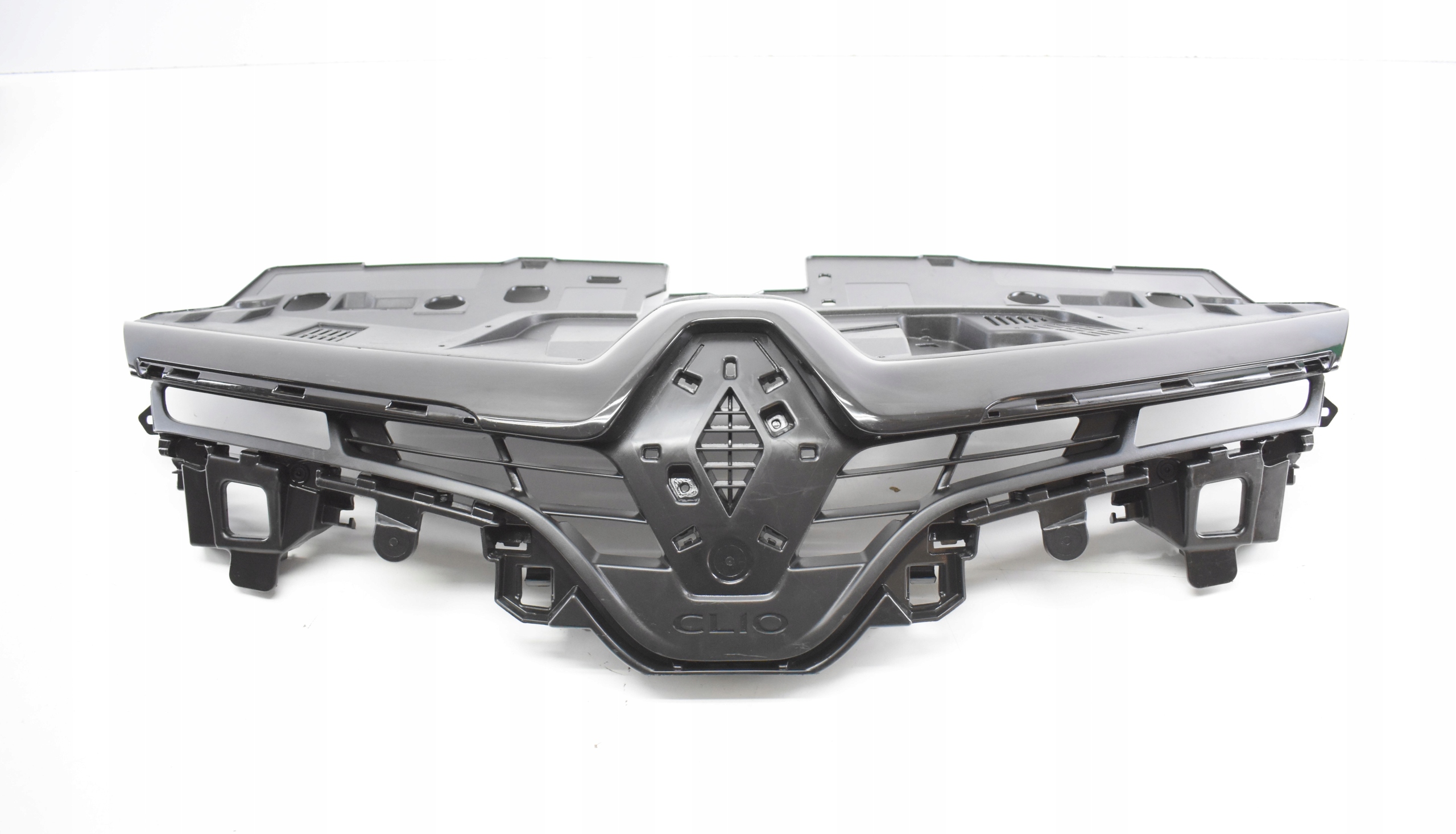 renault CLIO III рестайлинг решетка радиатора оригинал