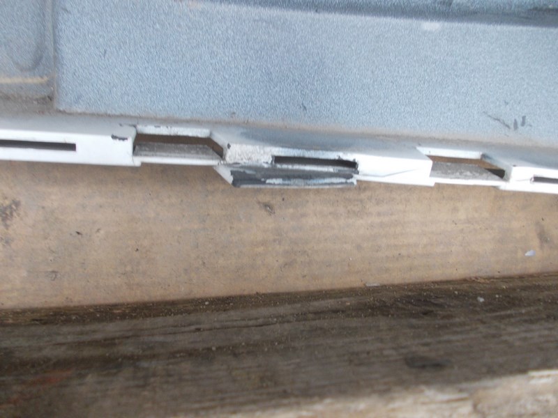 nárazník předek přední PEUGEOT 207