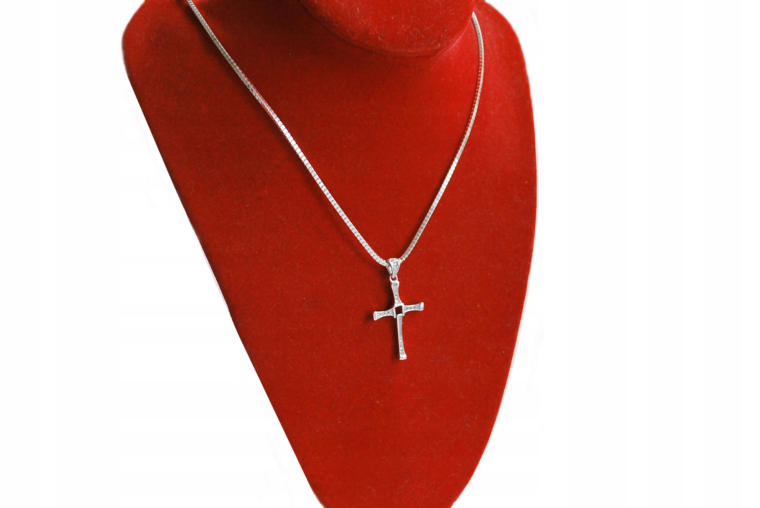 Pr. 925 SREBRO MAŁY KRZYŻ SZYBCY I WŚCIEKLI DIESEL Cechy nie zawiera niklu