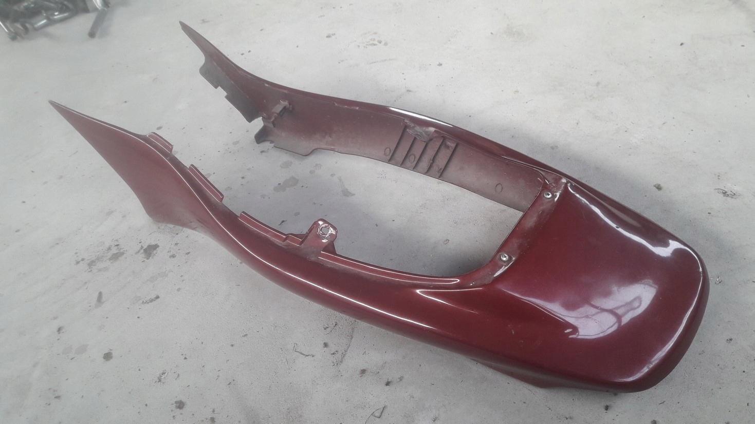 ОБТІЧНИК YAMAHA XJ 600 КАПОТ ХВІСТ ЗАДУПОК БЕКОН