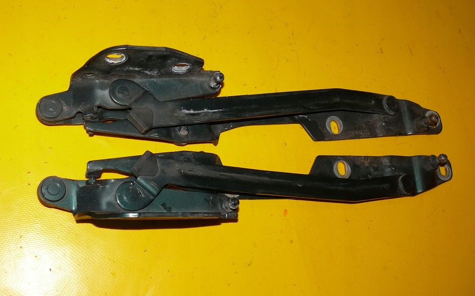 Петли крышки багажника AUDI A8 D2 LIFT LZ6H 2шт