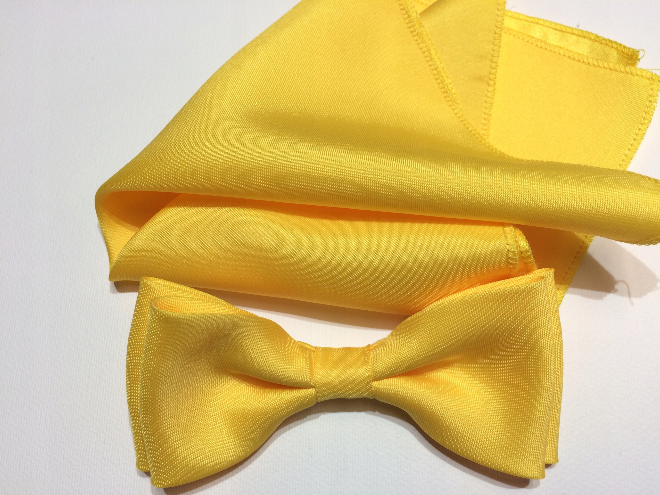 

Żółta Kanarkowa Mucha Z Poszetką-chusteczką !!!