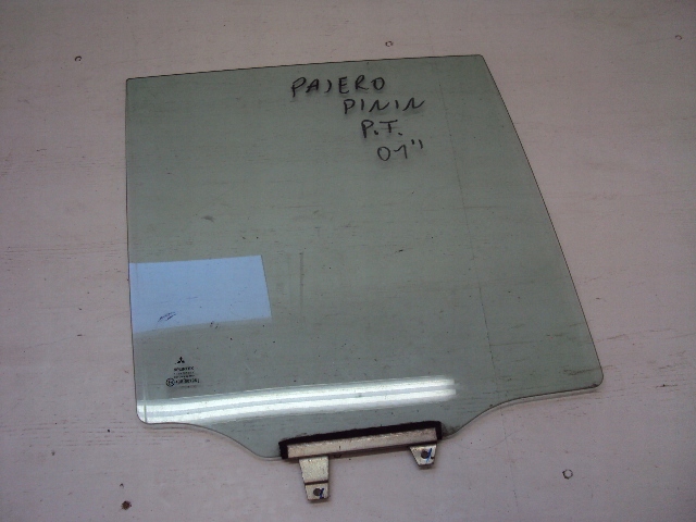 SZYBA DRZWI PRAWY TYŁ MITSUBISHI PAJERO PININ 2001