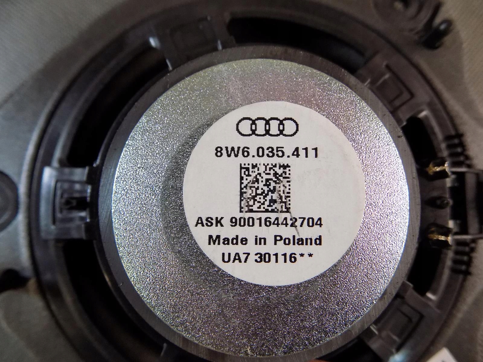 AUDI RS5 8W speaker door 8W6035411