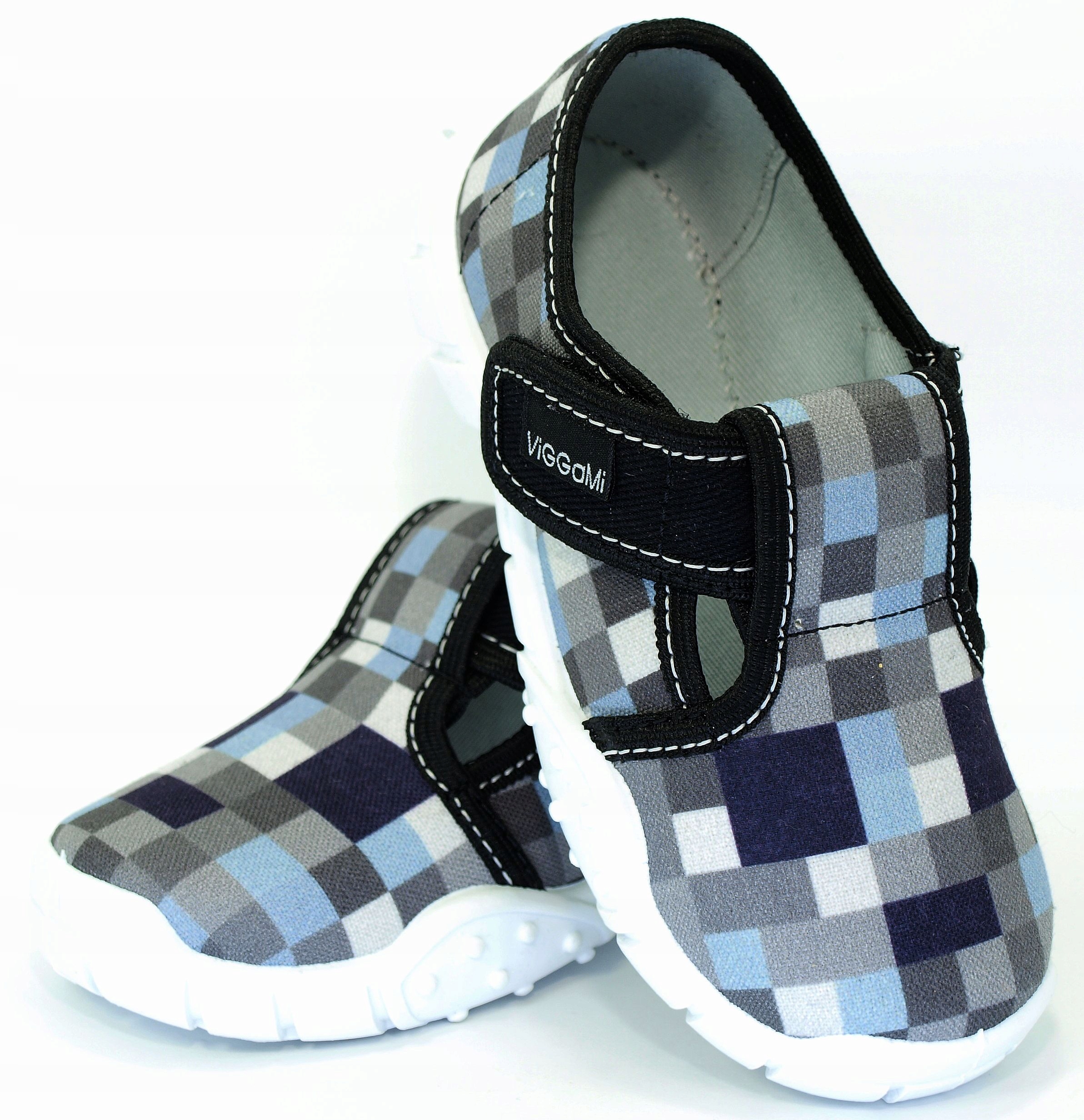 

30 Viggami Dominik jak Minecraft kapcie 18,5 cm