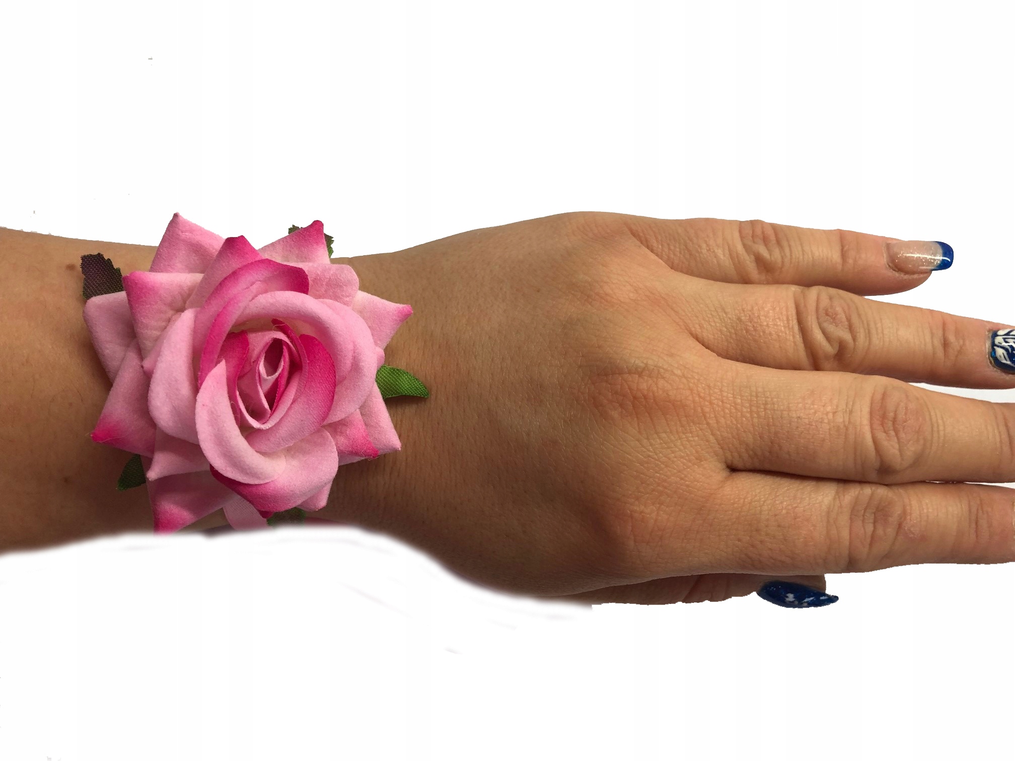 KOTYLIONY #40 ZAMSZOWE RÓŻE RÓŻOWE KOTYLION RĘKĘ Cechy dodatkowe brak