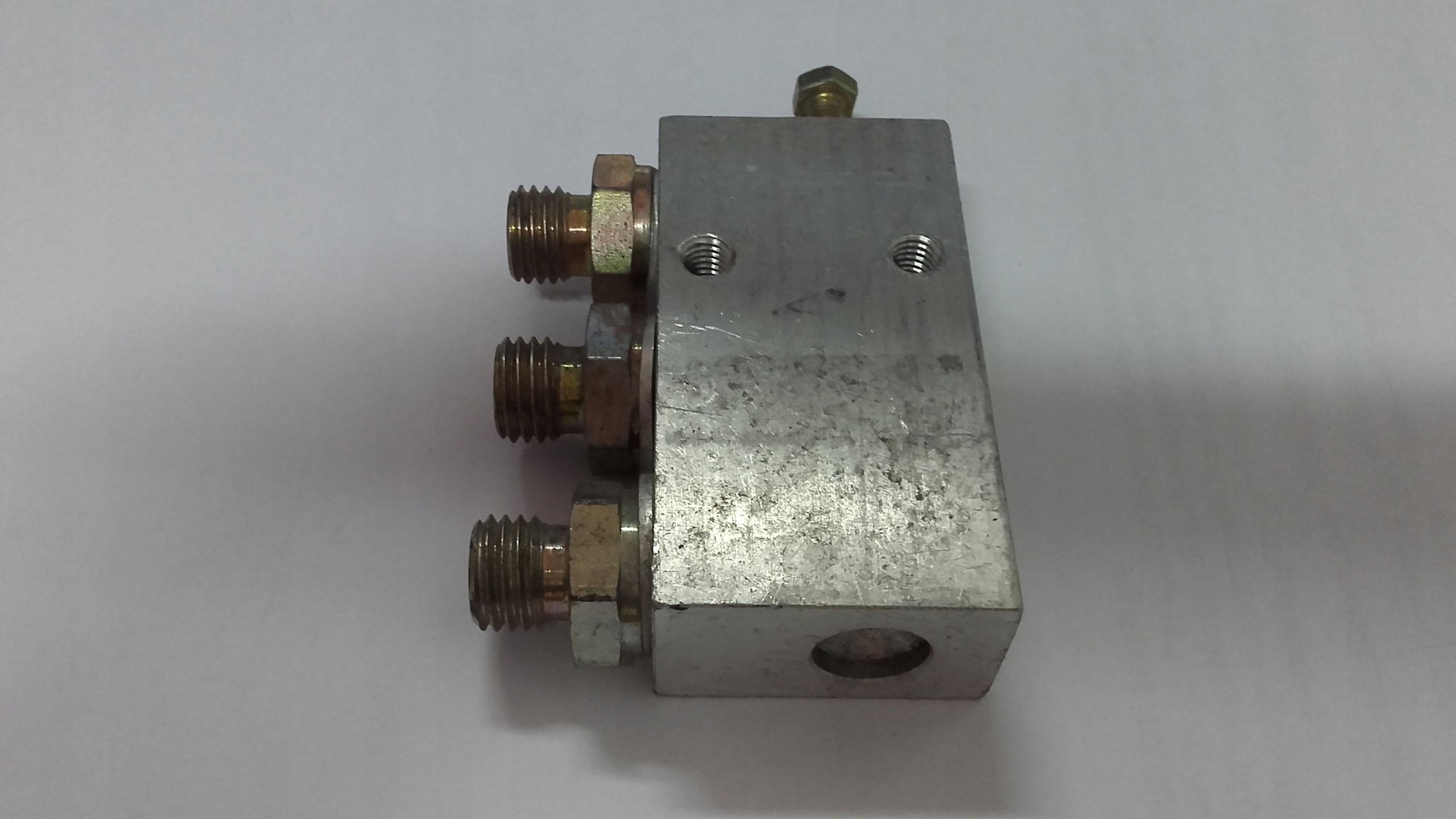 KAROSA ZAWÓR STERUJĄCY DRZWI CEWKA LUBLIN Producent części Karosa