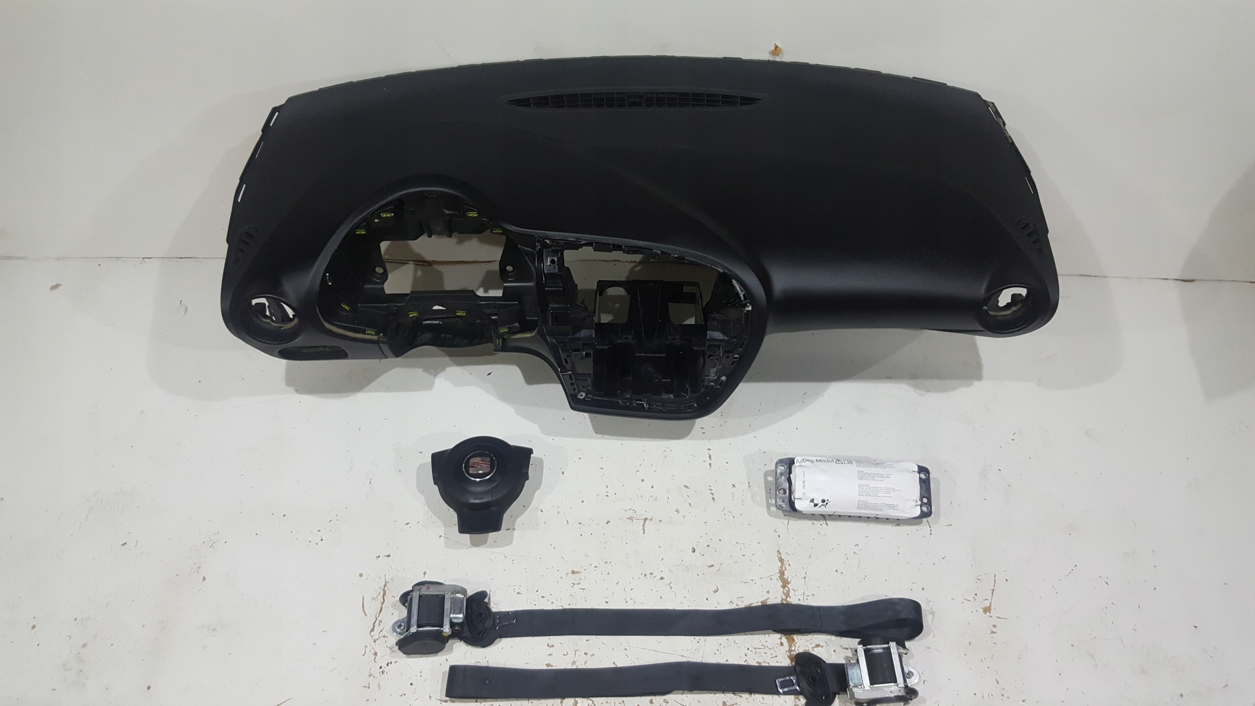 SEAT LEON 2 II ДОСКА КОНСОЛЬ ПОДУШКА БЕЗОПАСНОСТИ РЕМНИ