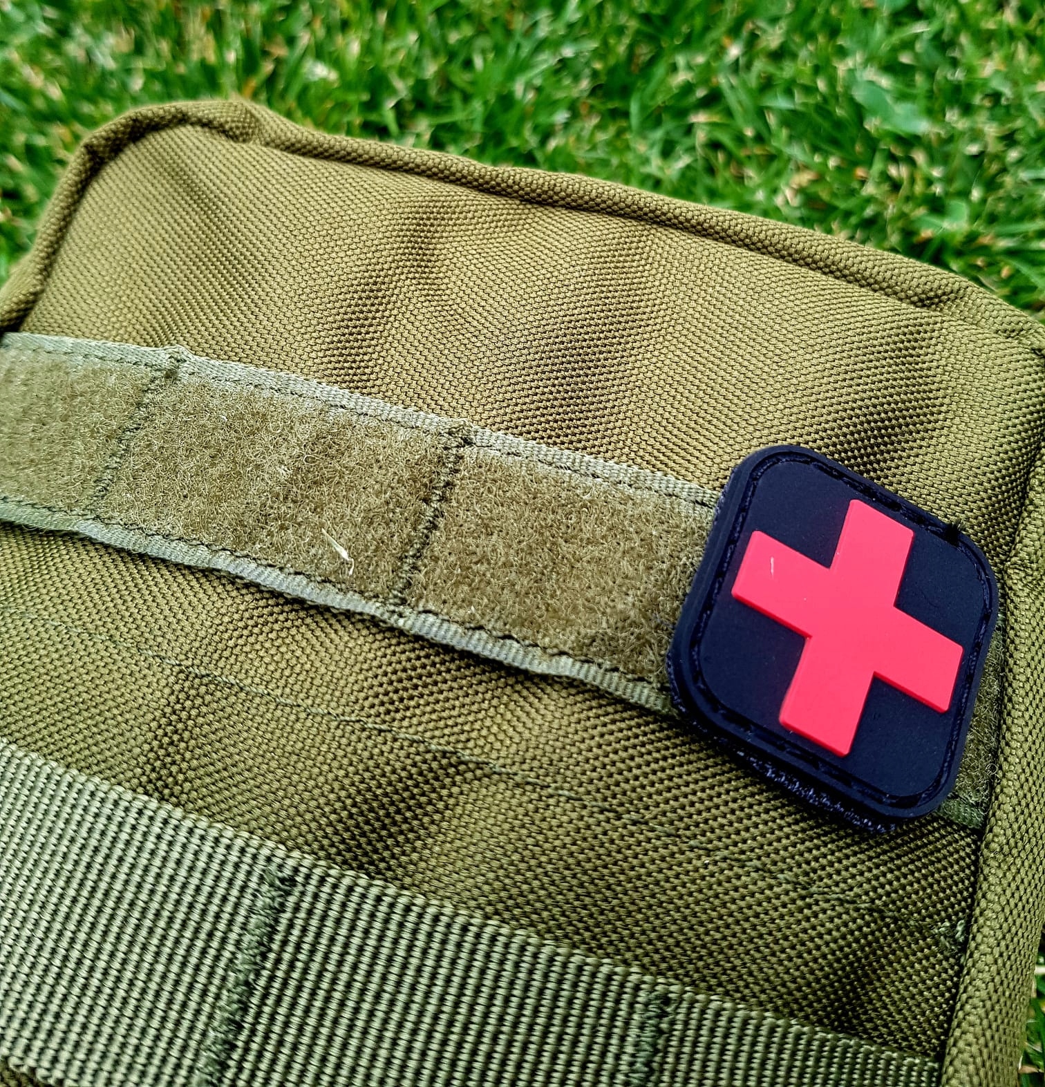 APTECZKA TURYSTYCZNA PODRÓŻNA TAKTYCZNA+WYPOSAŻONA Wysokość 17.5 cm