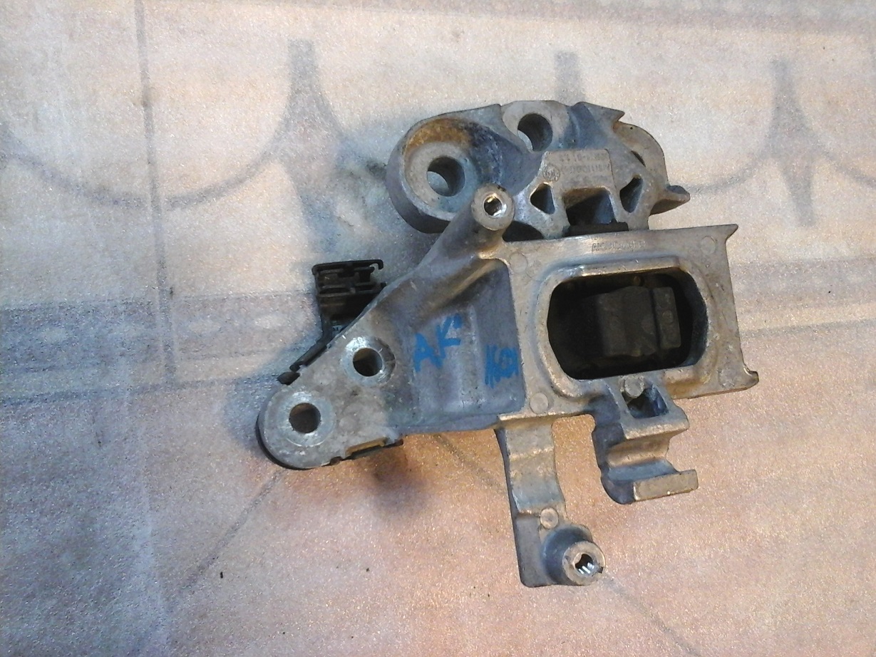 OPEL ASTRA K 5 1.6 CDTI ЛАПА ПОДУШКА 39070281