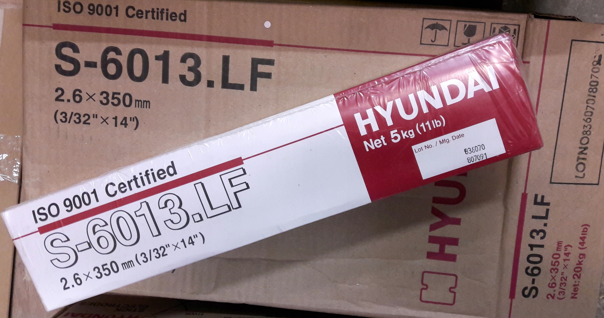 Электроды HYUNDAI розовые сварочные FI 2,6 5KG