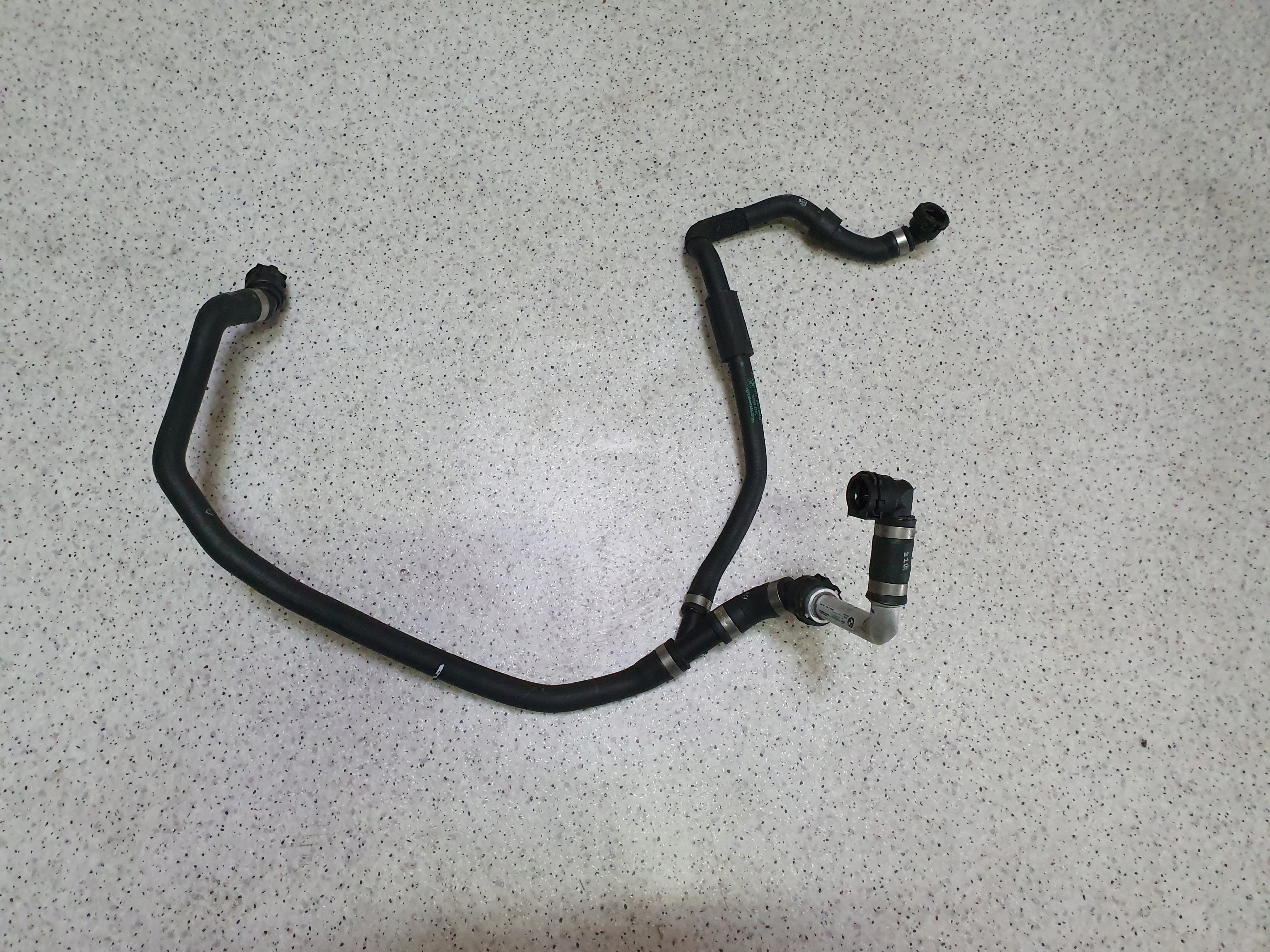 BMW M2 F87 шланг охолоджуючої рідини