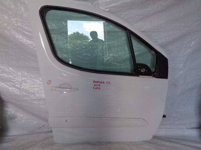 PEUGEOT PARTNER III DRZWI PRAWE PRZEDNIE EWPA 2015
