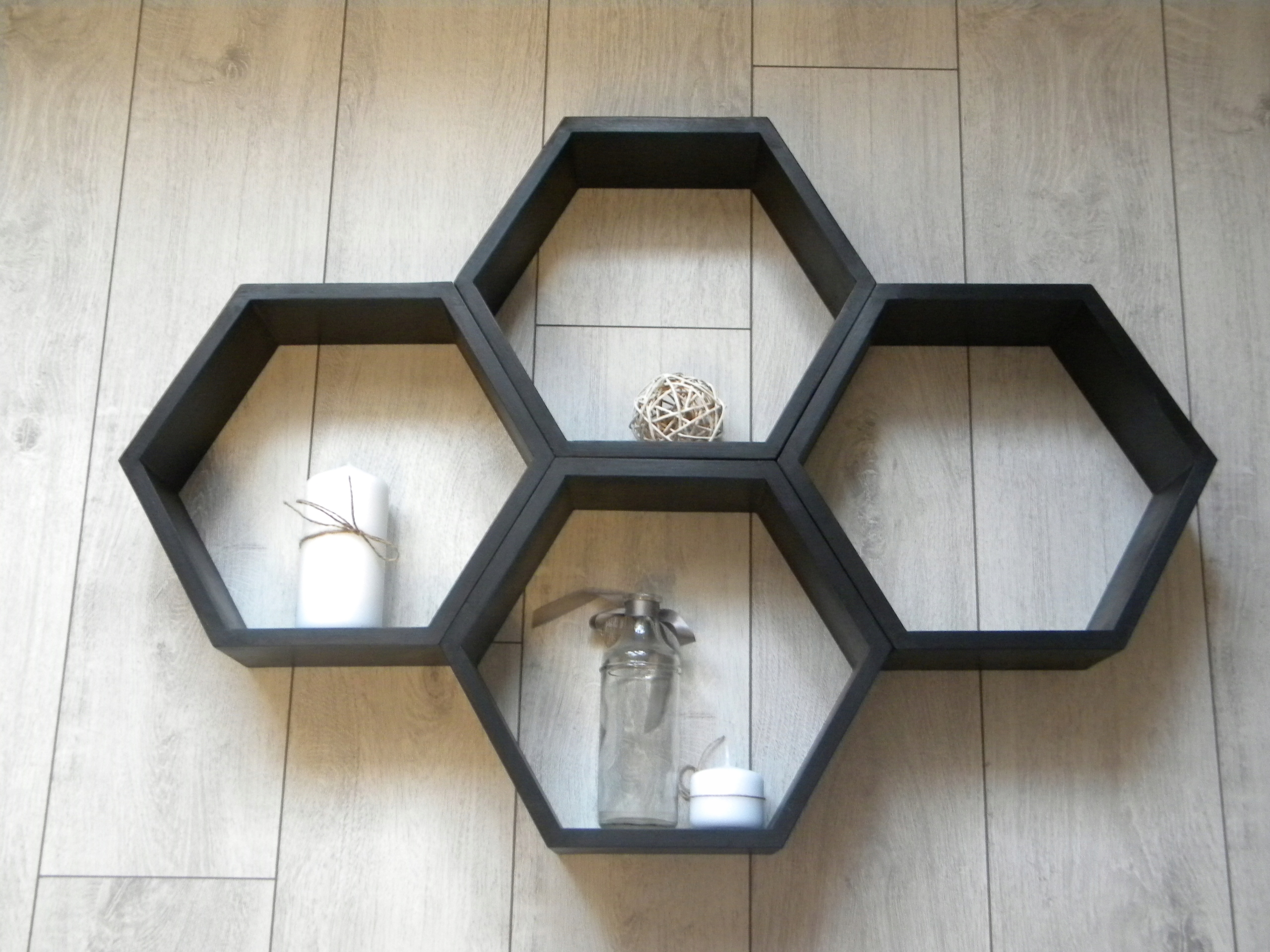 Drevená Polica Včelí Plást Hexagon Sada 4 Kusov