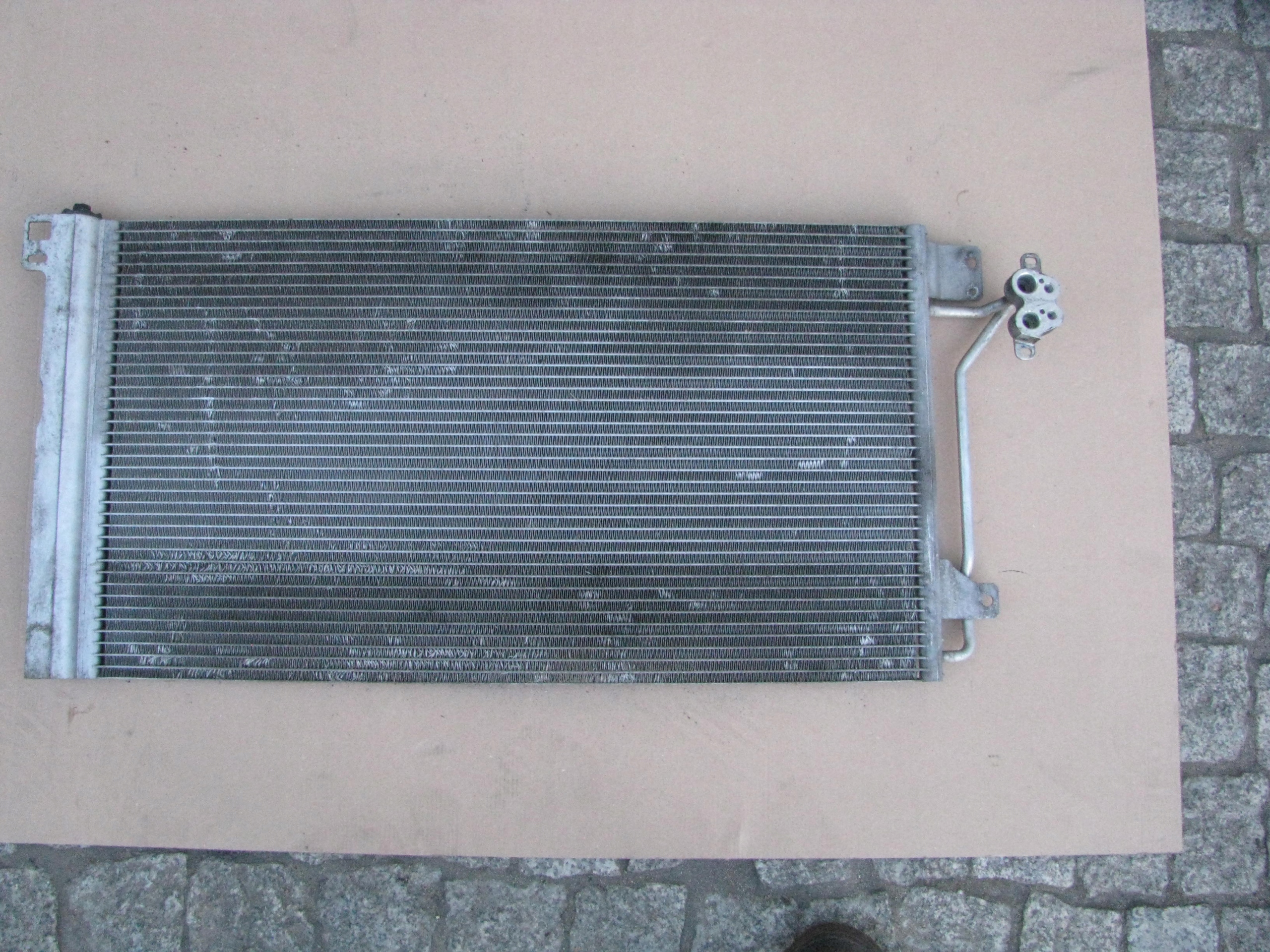VW T5 2.5 TDI радиатор кондиционера 7H0820411E