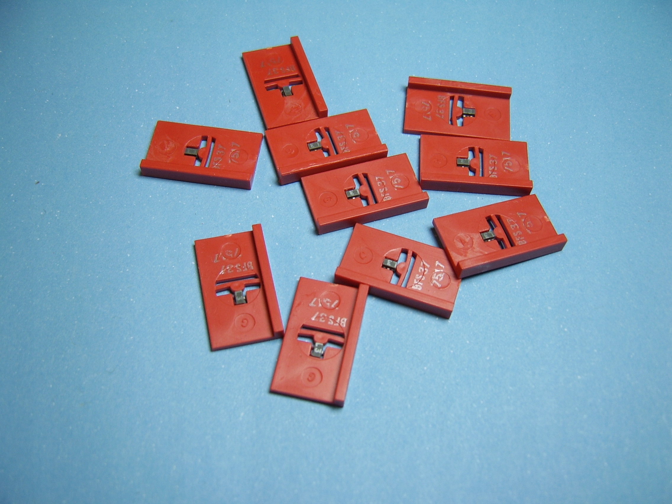 [10szt] BFS37 Smd Pnp Tranzystor SOT23 Cemi