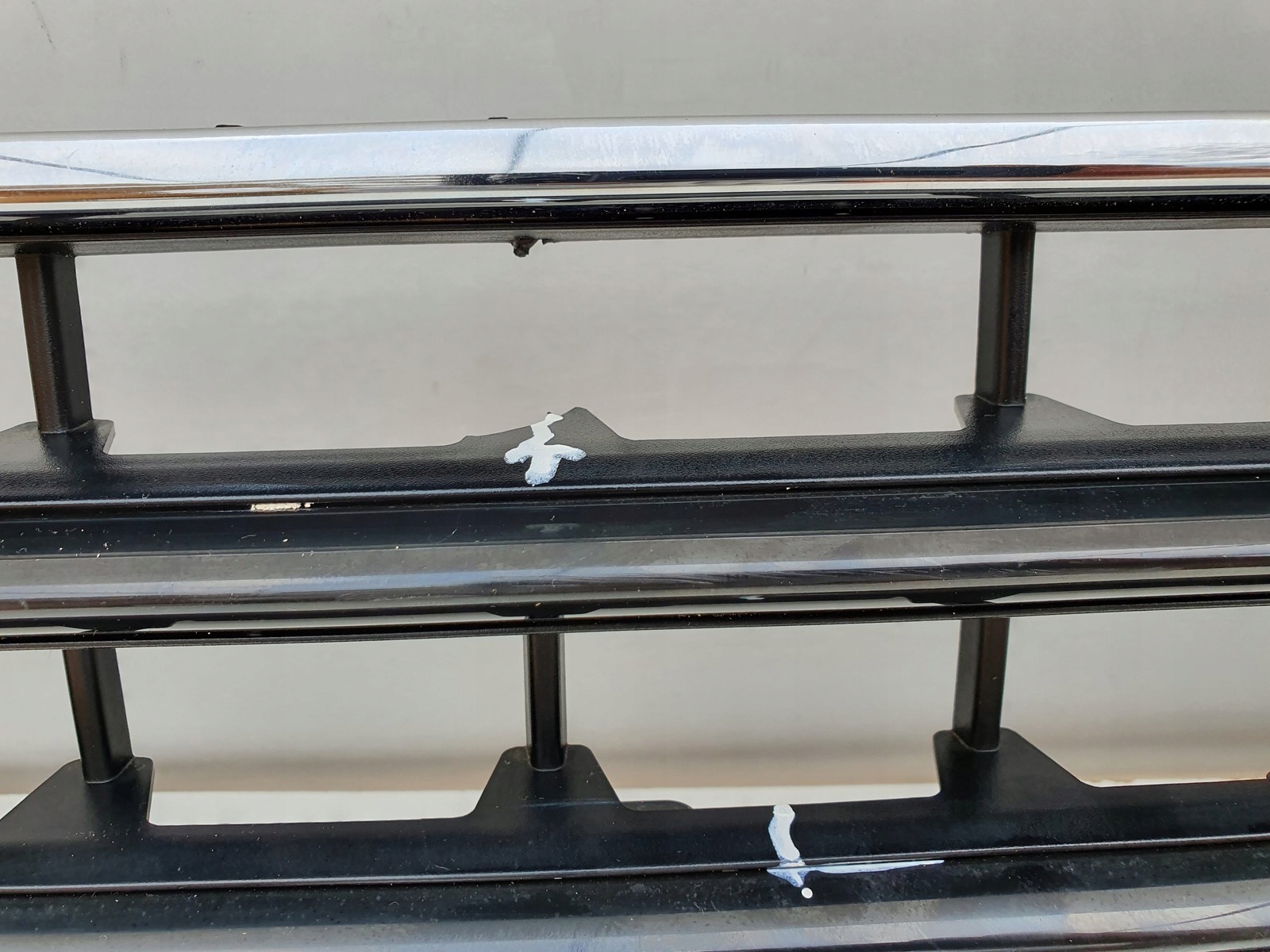 MINI oe 7405396 решетка радиатора