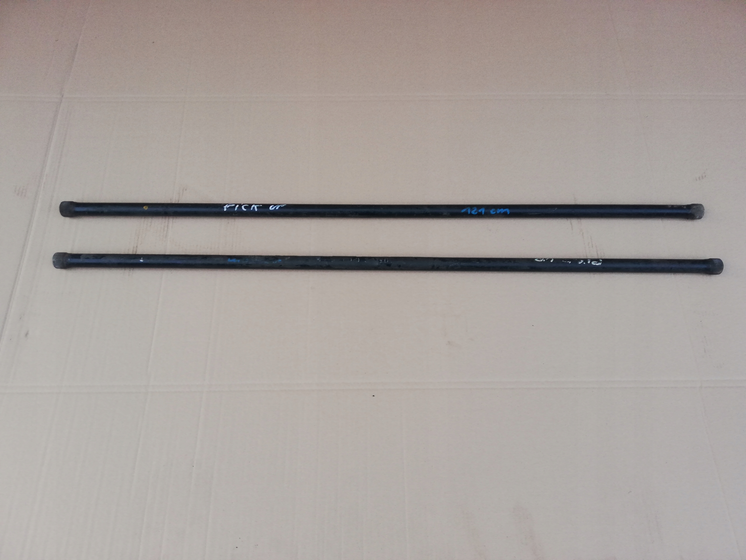 NISSAN PICKUP KIN CAB D21 DRĄŻEK SKRĘTNY DRĄŻKI