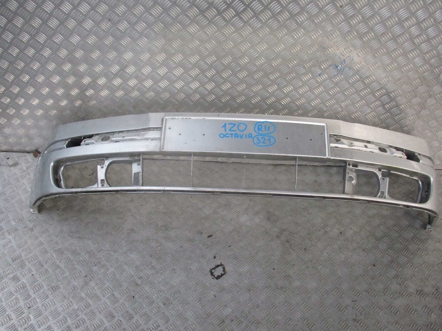 bumper front front SKODA OCTAVIA 1Z0 unprotected