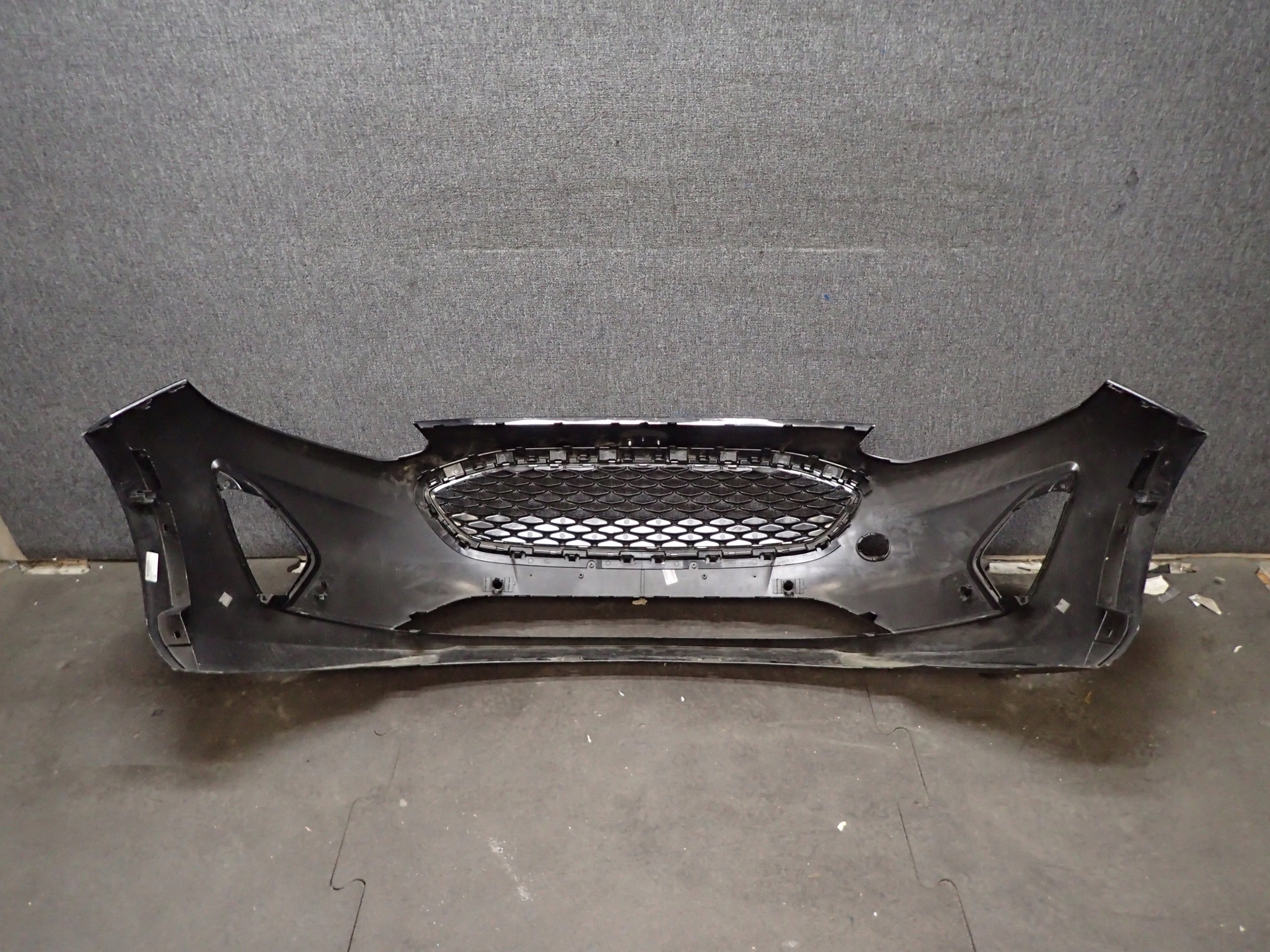 BUMPER FRONT FORD FIESTA MK8