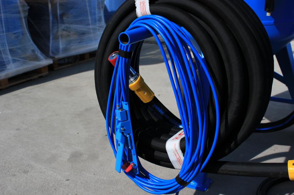 PIASKARKA 215L SPRĘŻARKA PIASKOWANIE WODĄ EAN (GTIN) 5908224748508