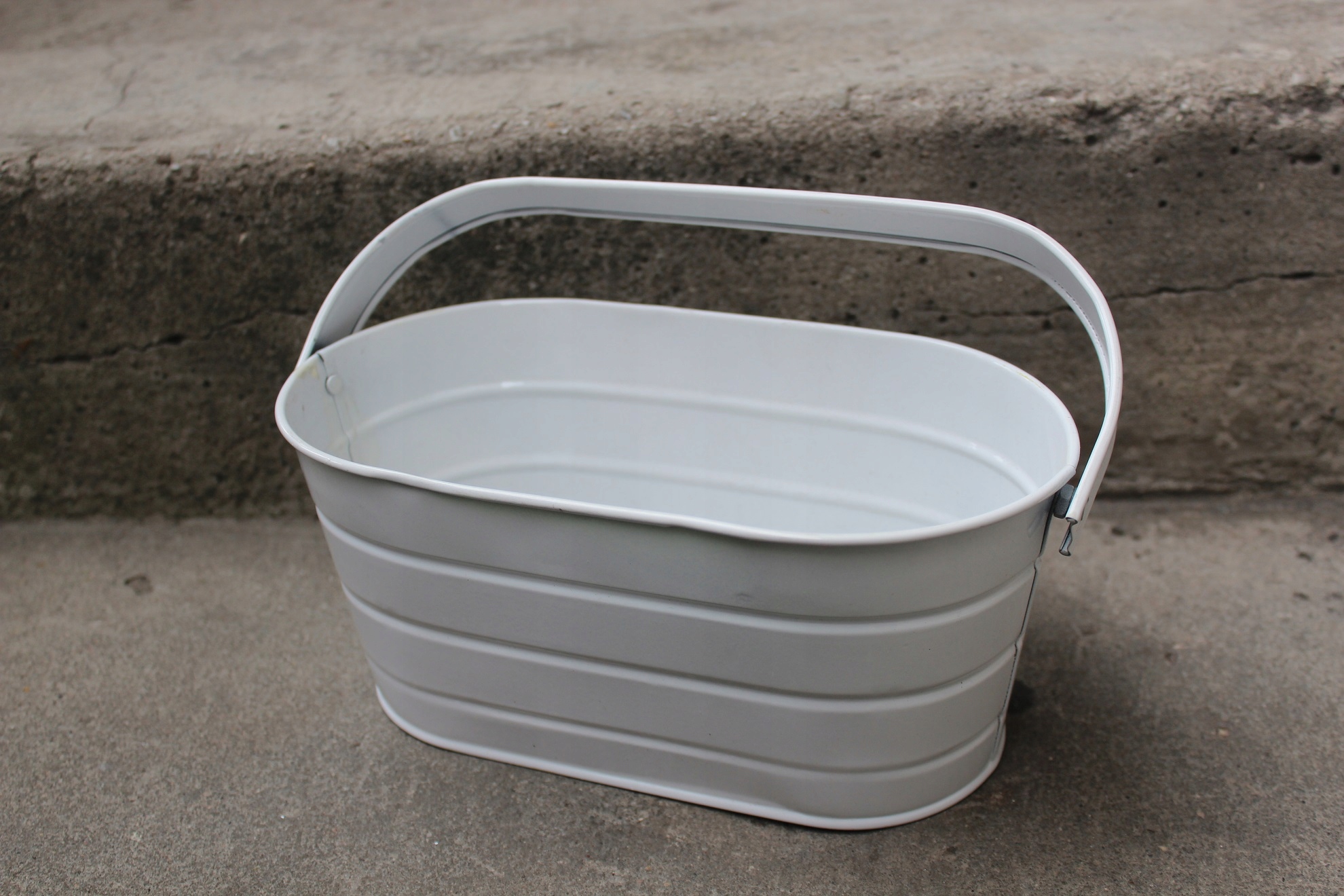 WIADERKO OSŁONKA SKRZYNKA METALOWA BALKONOWA Materiał metal