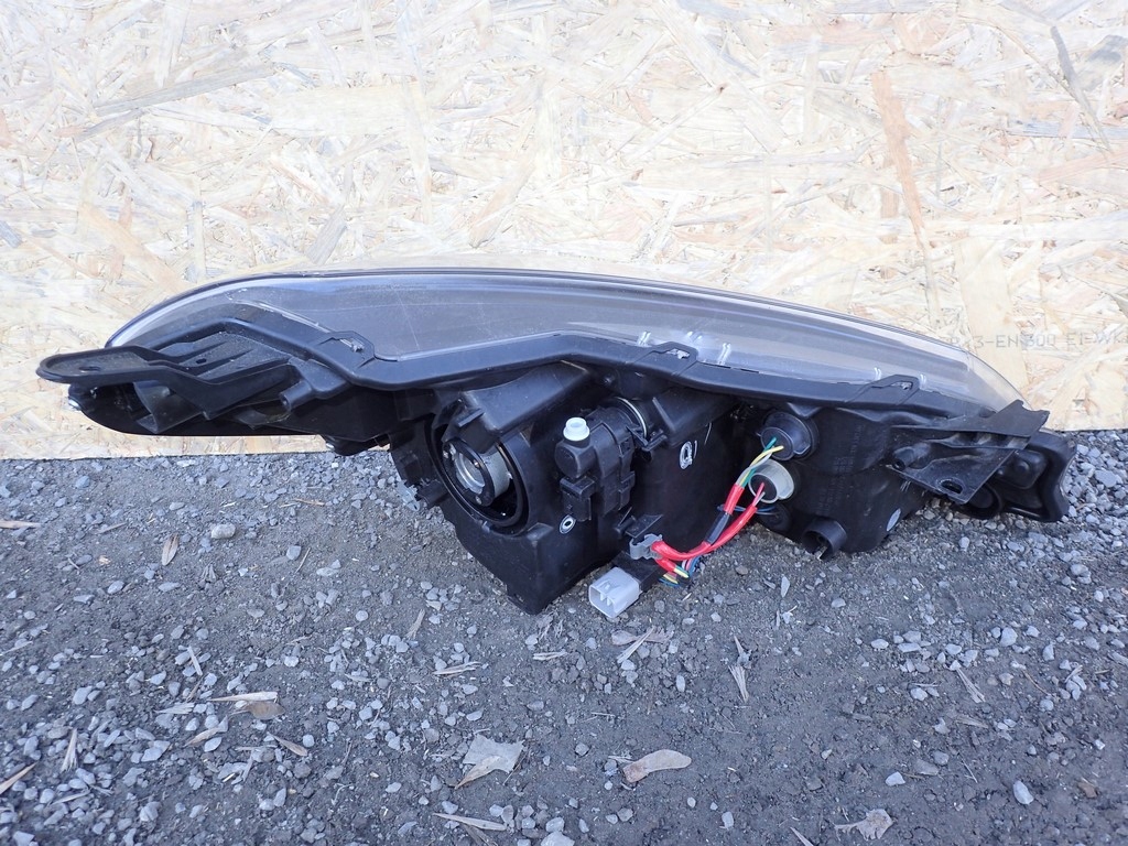 light left REFLEKTOR left TOYOTA YARIS III 3 LIFT