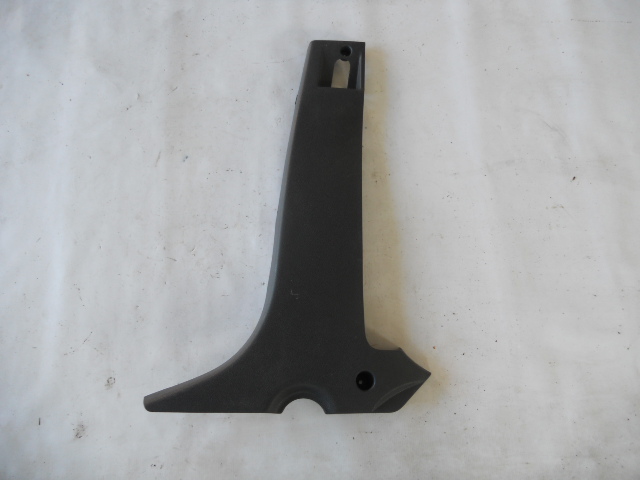 DACIA Dokker osłona na słupek próg PRAWY tapicerka