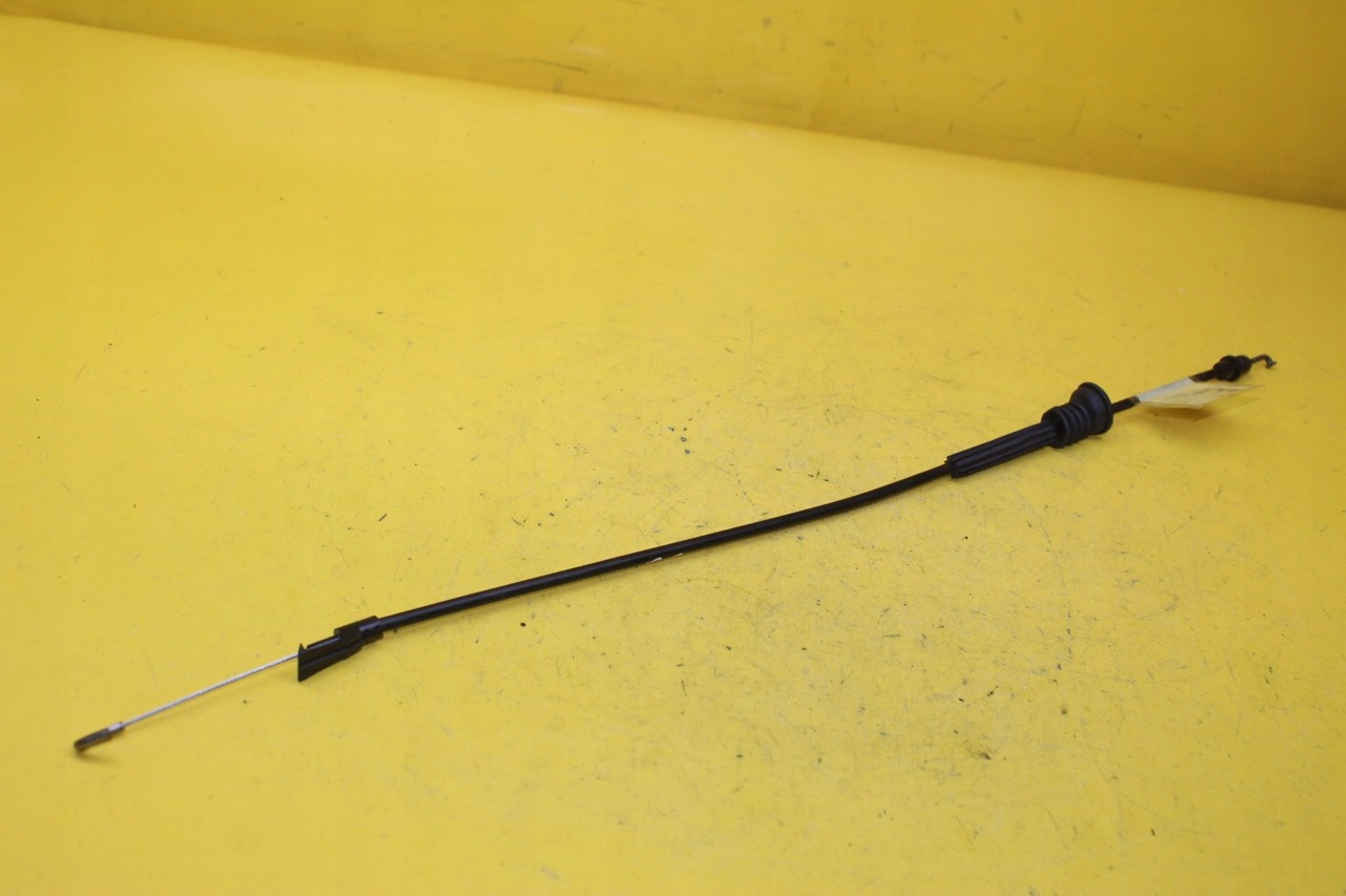 LINKA KLAMKI LEWY PRZÓD VW T5 7E0837085