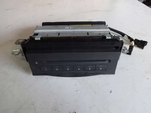 MERCEDES GL X164 06r- ZMIENIARKA PŁYT CD