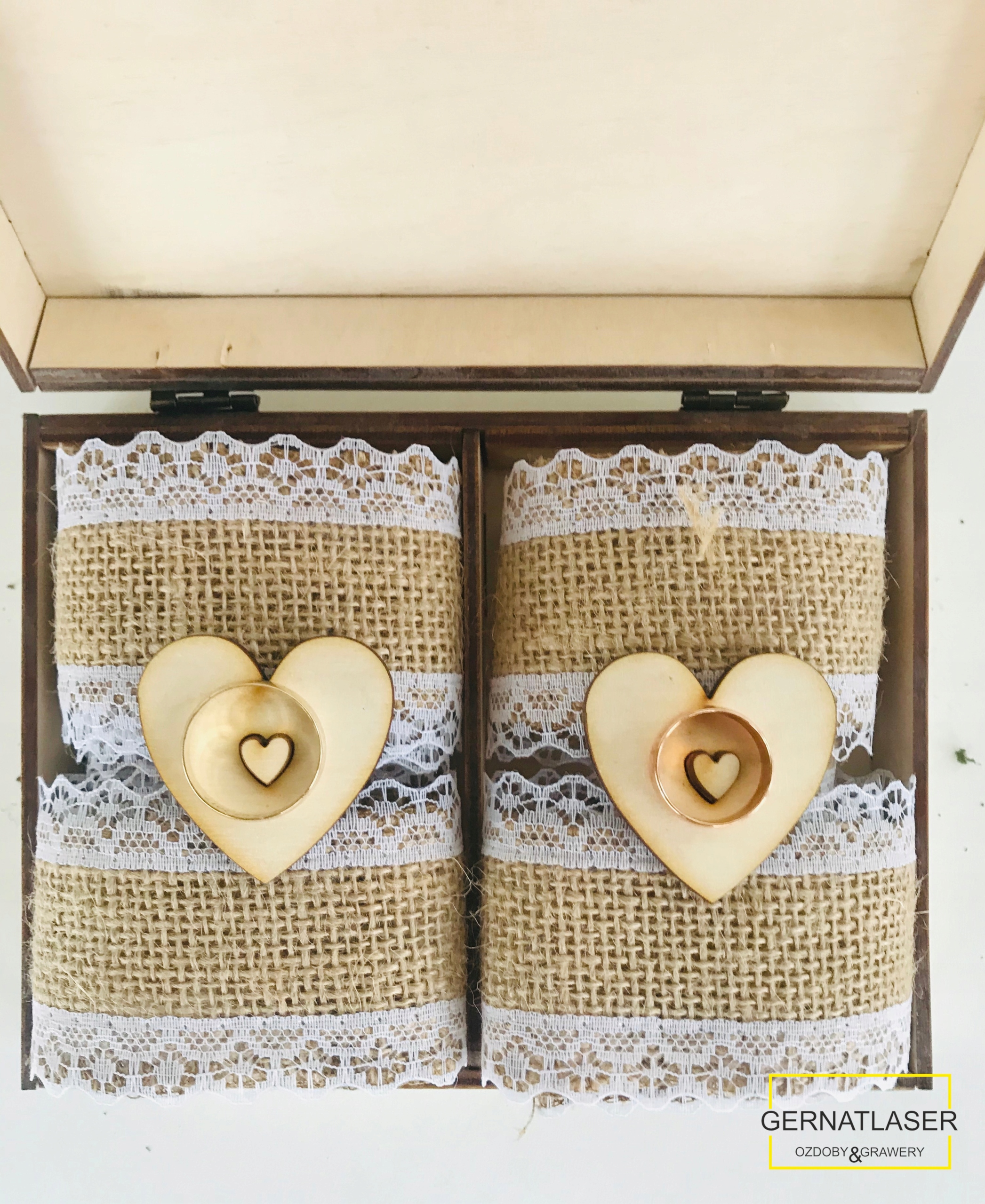 Pudełko Na Koperty i Obrączki Rustykalne KOMPLET Cechy dodatkowe możliwość wykonania graweru/napisu