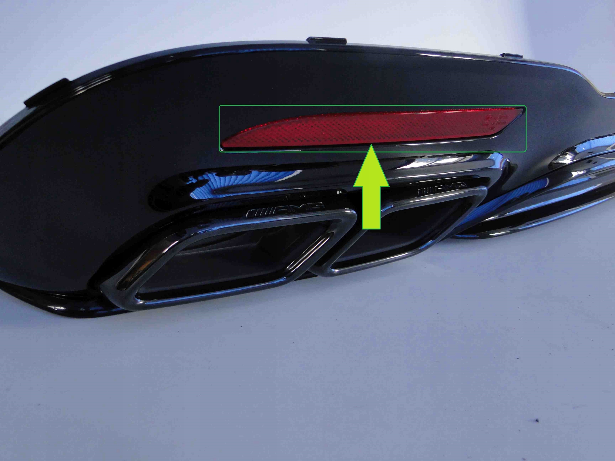 MERCEDES S KLASA W222 ODBLASK W TYLNY DYFUZOR 222 Producent części Mercedes-Benz OE