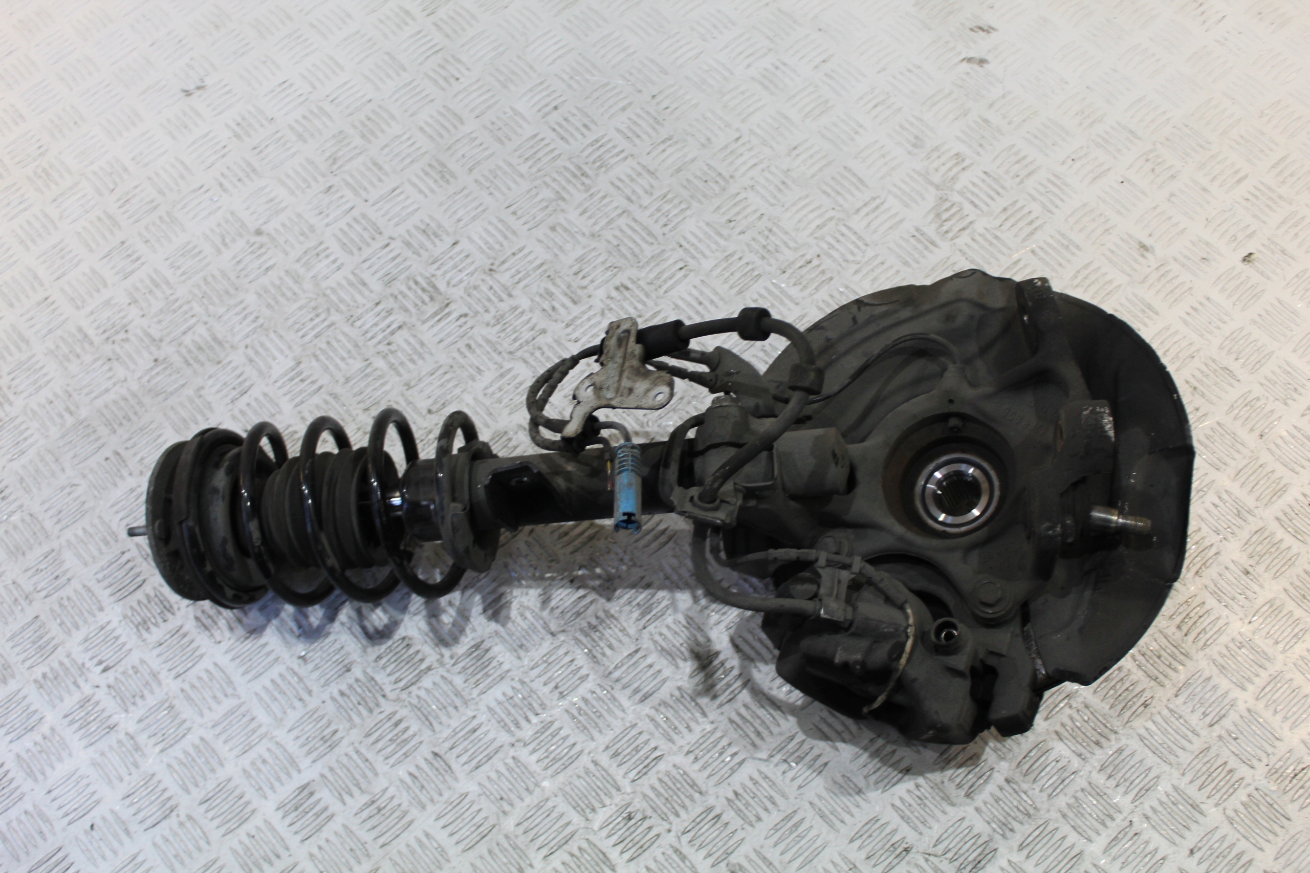 swing McPherson left front BMW 3 E90 LIFT