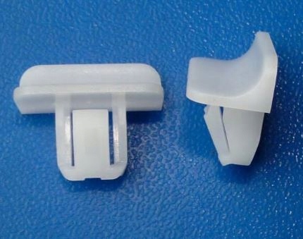 

Spinka, Klips Atrapy Dodge, Chrysler, Jeep 10x