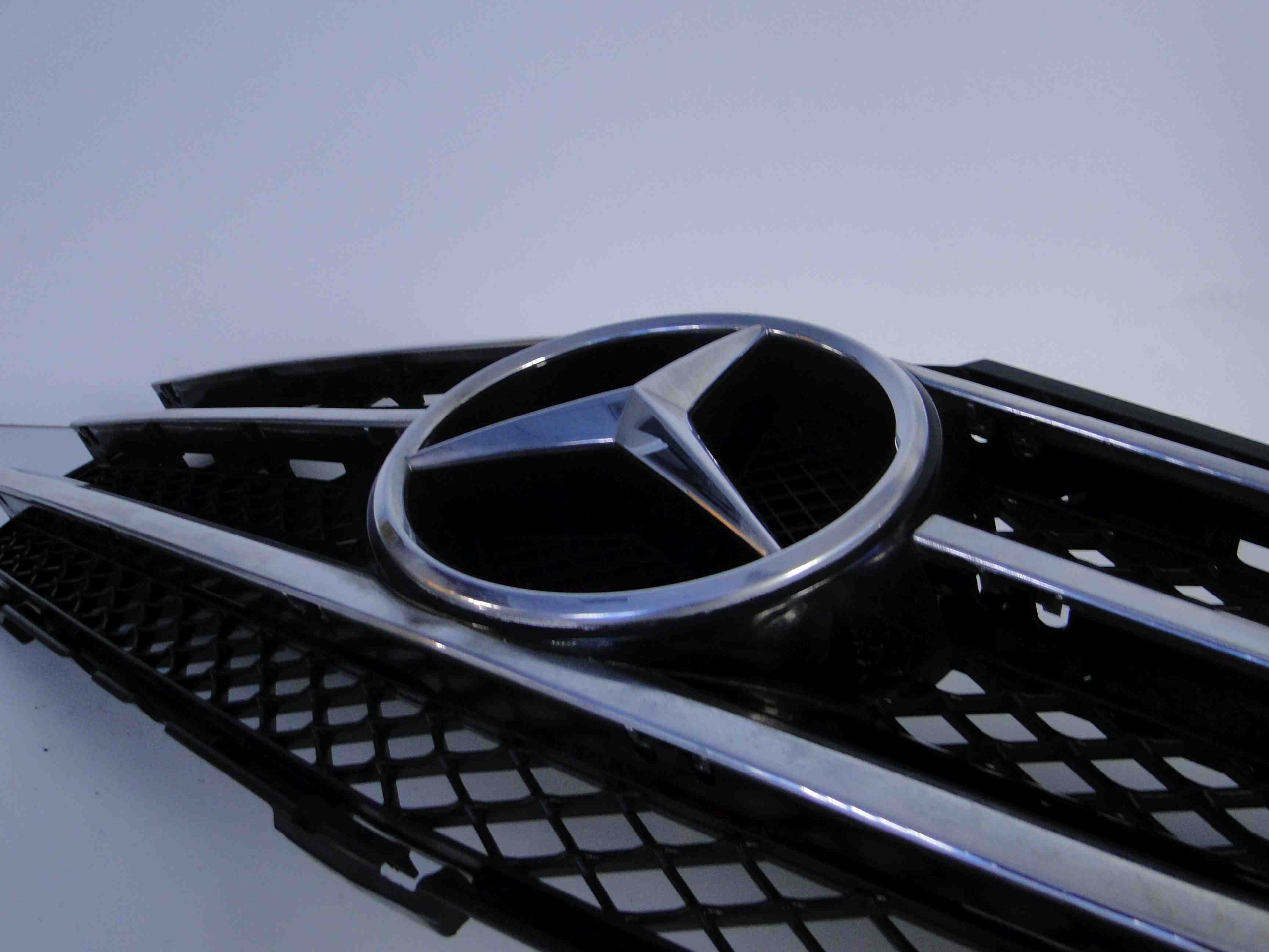 MERCEDES R KLASA W251 251 LIFT GRILL ATRAPA AMG Producent części Mercedes-Benz OE