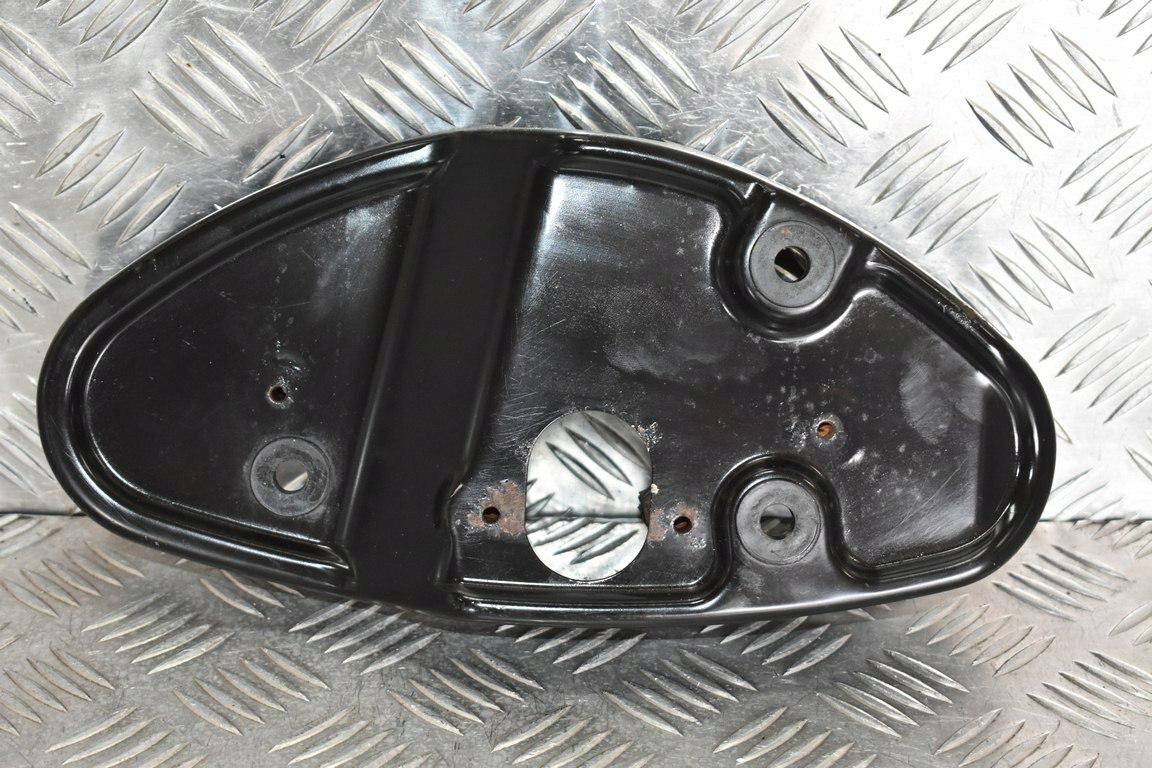 18610-10F20 - Корпус повітряного клапана VL 1500 BOULEVARD C90 05-