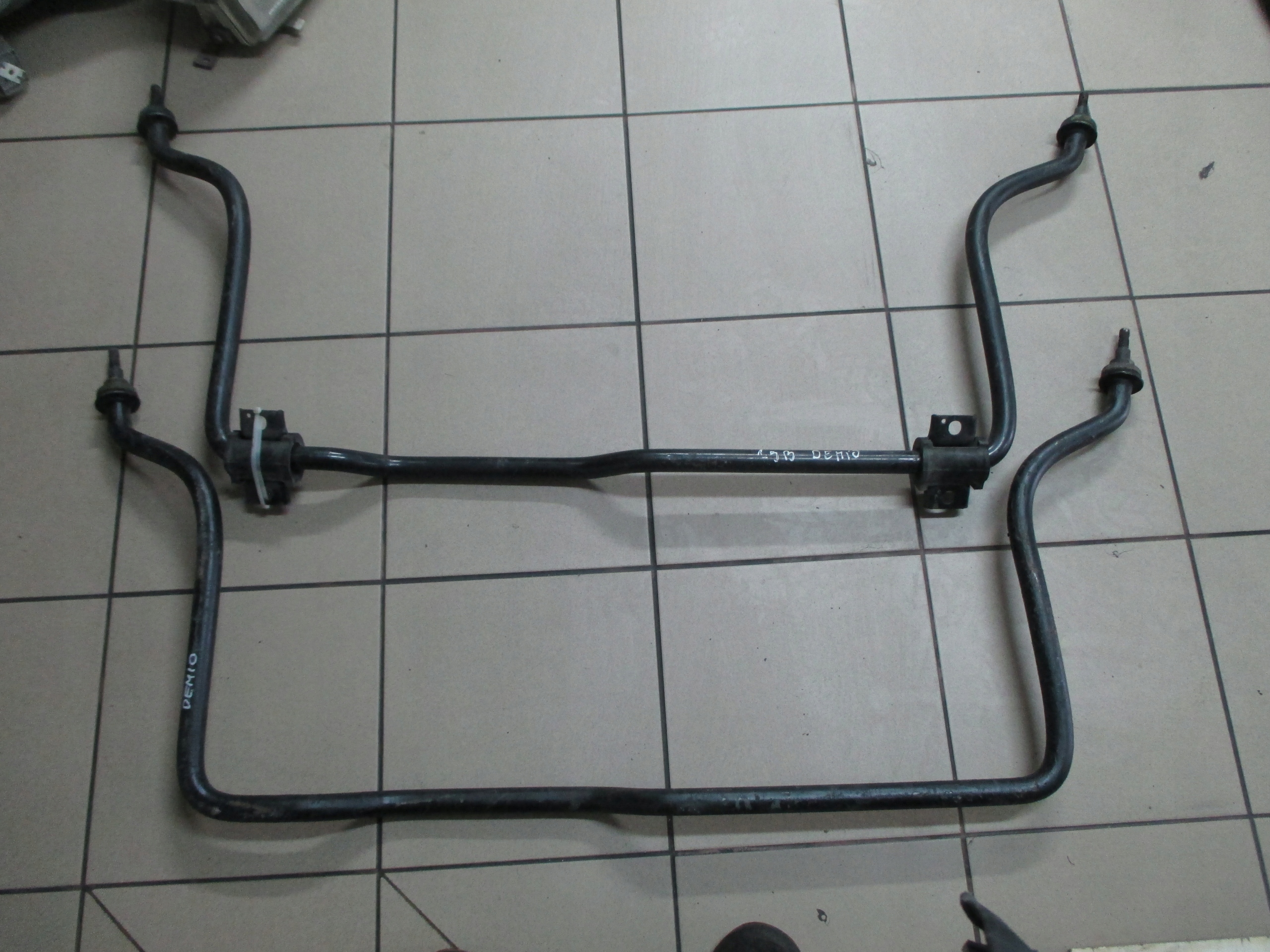 MAZDA DEMIO 96-02 STABILIZATOR PRZOD