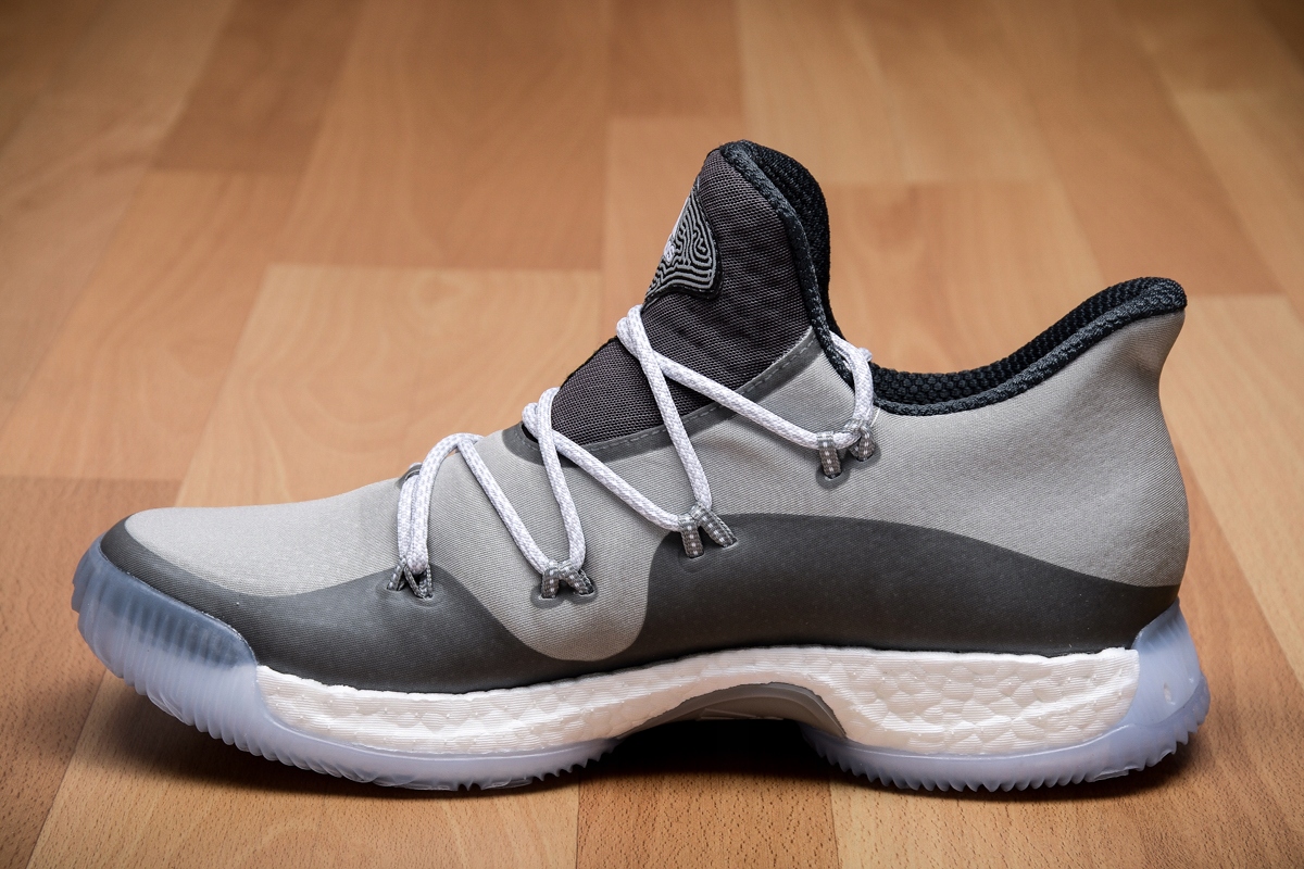 ADIDAS BASKETBALL CRAZY EXPLOSIVE LOW BOOST Model ADIDAS BASKETBALL CRAZY EXPLOSIVE LOW BOOST bb8364