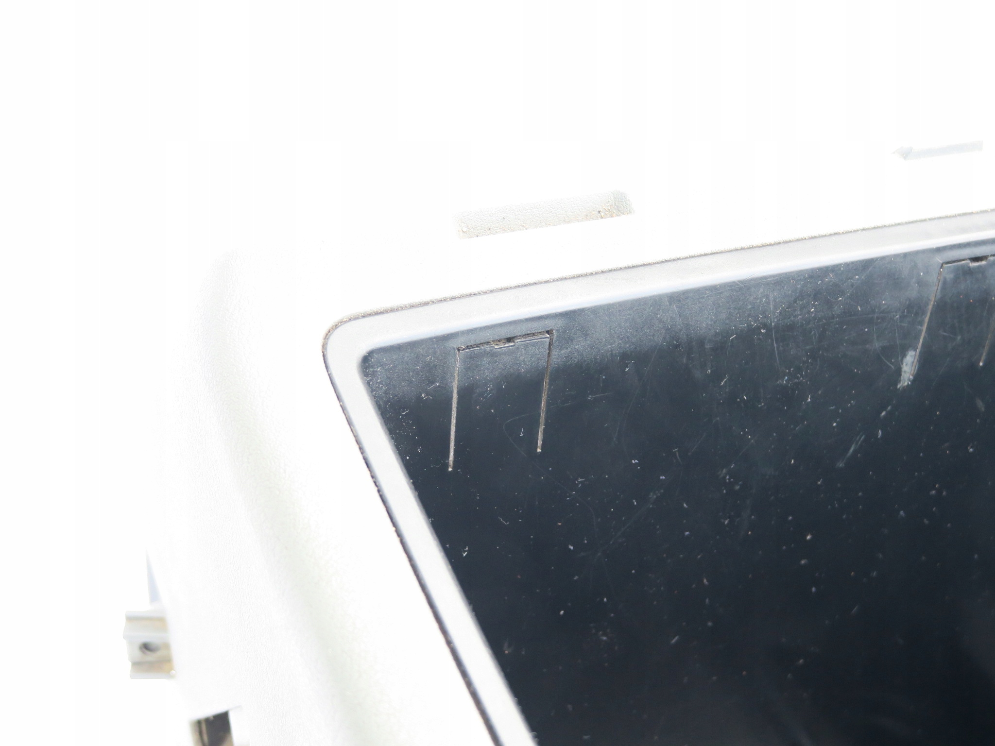 KONSOLA SRODKOWA SCHOWEK UCHWYT NA BUTELKĘ VW T4 TRANSPORTER 99-03 Stan opakowania brak opakowania