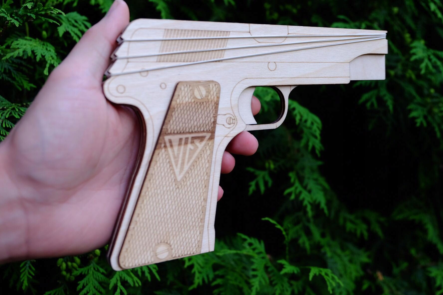 Pistolet jak VIS wz. 35 na gumki - magazynek i amo Rodzaj pistolety