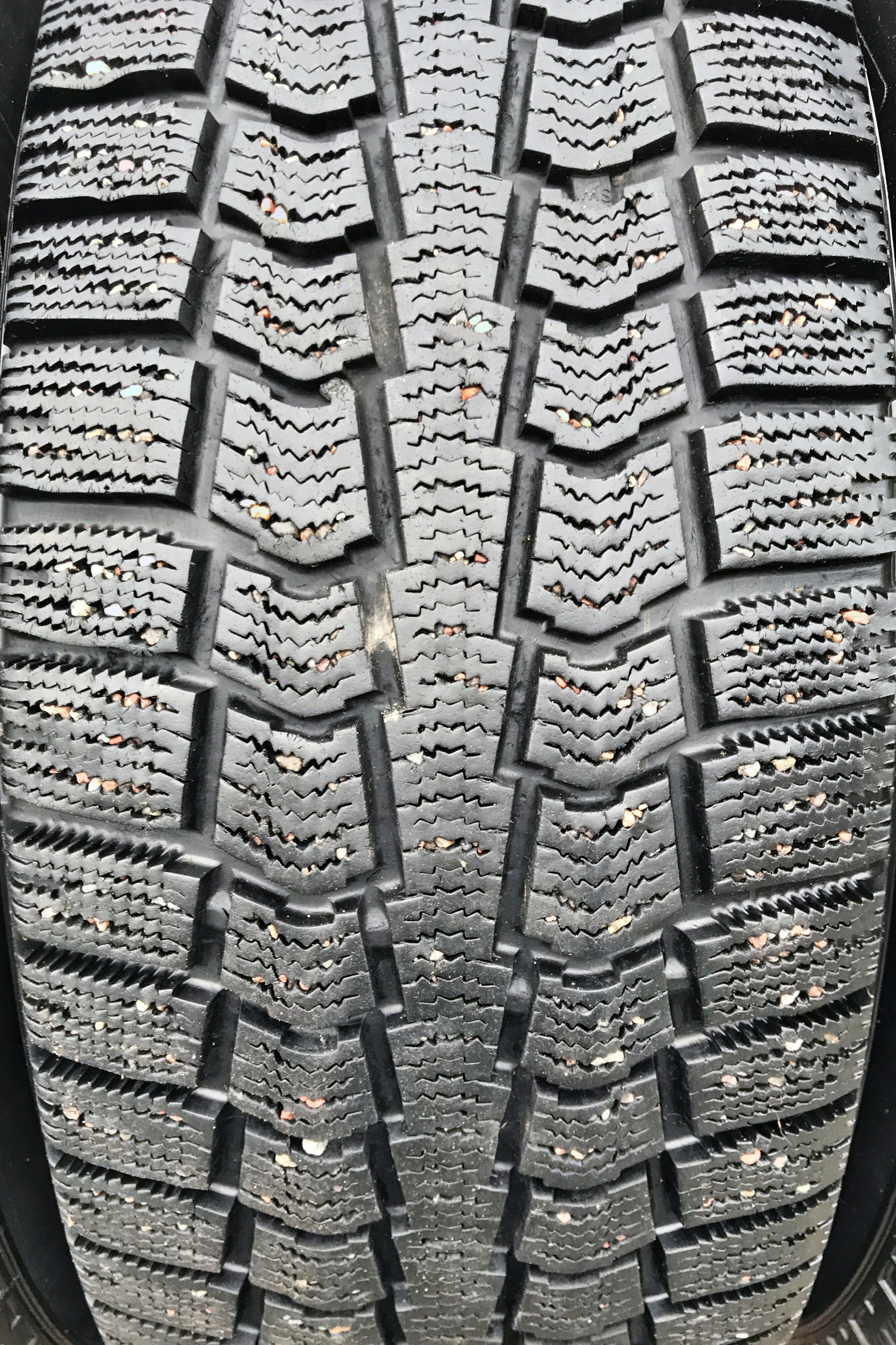 4x 215/65R16 PIRELLI ICECONTROL WINTER 102T \IM Model inny