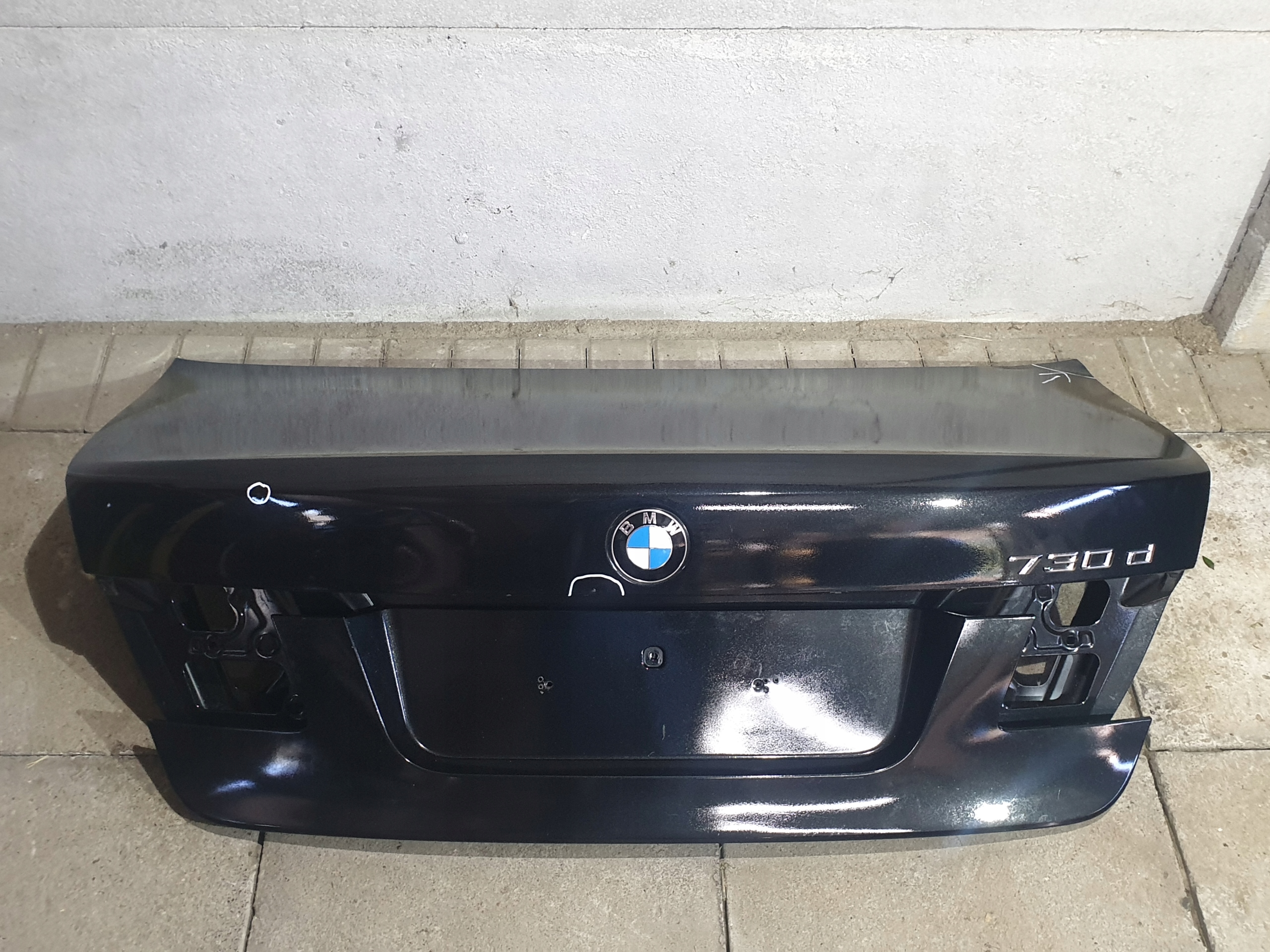 KLAPA BAGAŻNIKA BMW 7 F01 2008-2015 Typ samochodu Samochody osobowe