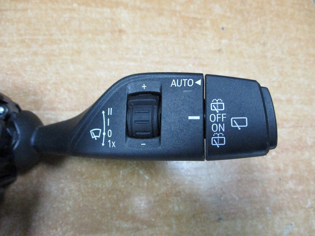 Переключатель рулевого колеса BMW 3 F30 9330563