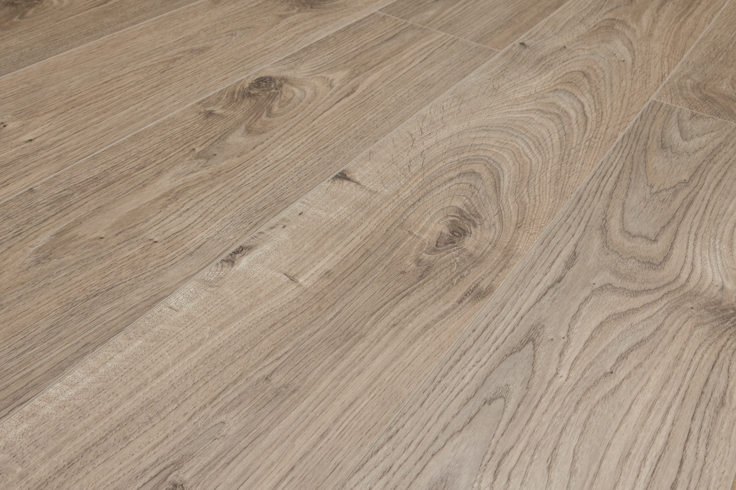 PANELE PODŁOGOWE KRONOTEX MAMMUT AC5 12MM Długość 184.5 cm