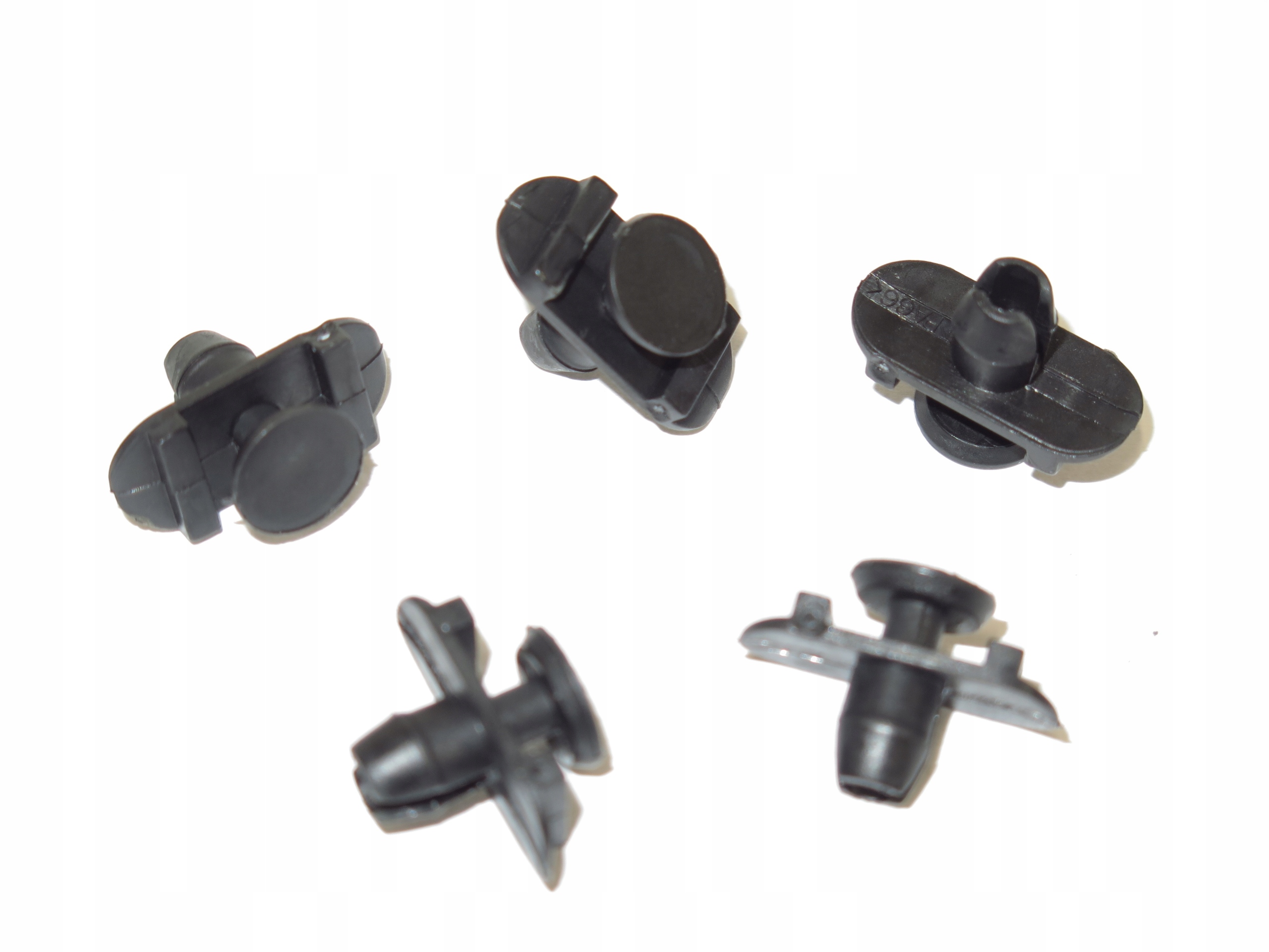 SPINKI KOŁEK LISTW DRZWI AUDI A4 B5 B6 B7 A8 D3 TT