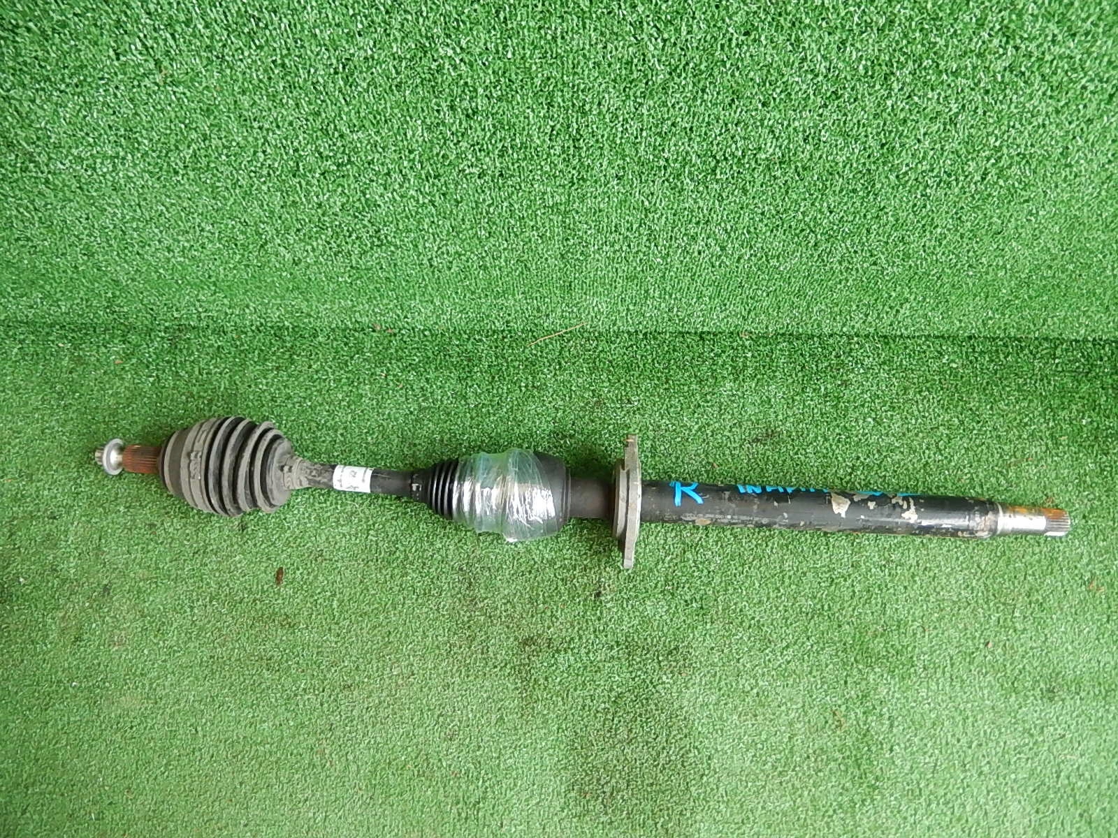 ПОЛУОСЬ ПРАВА ИНФИНИТИ Qx30 2.2 D 2463309700